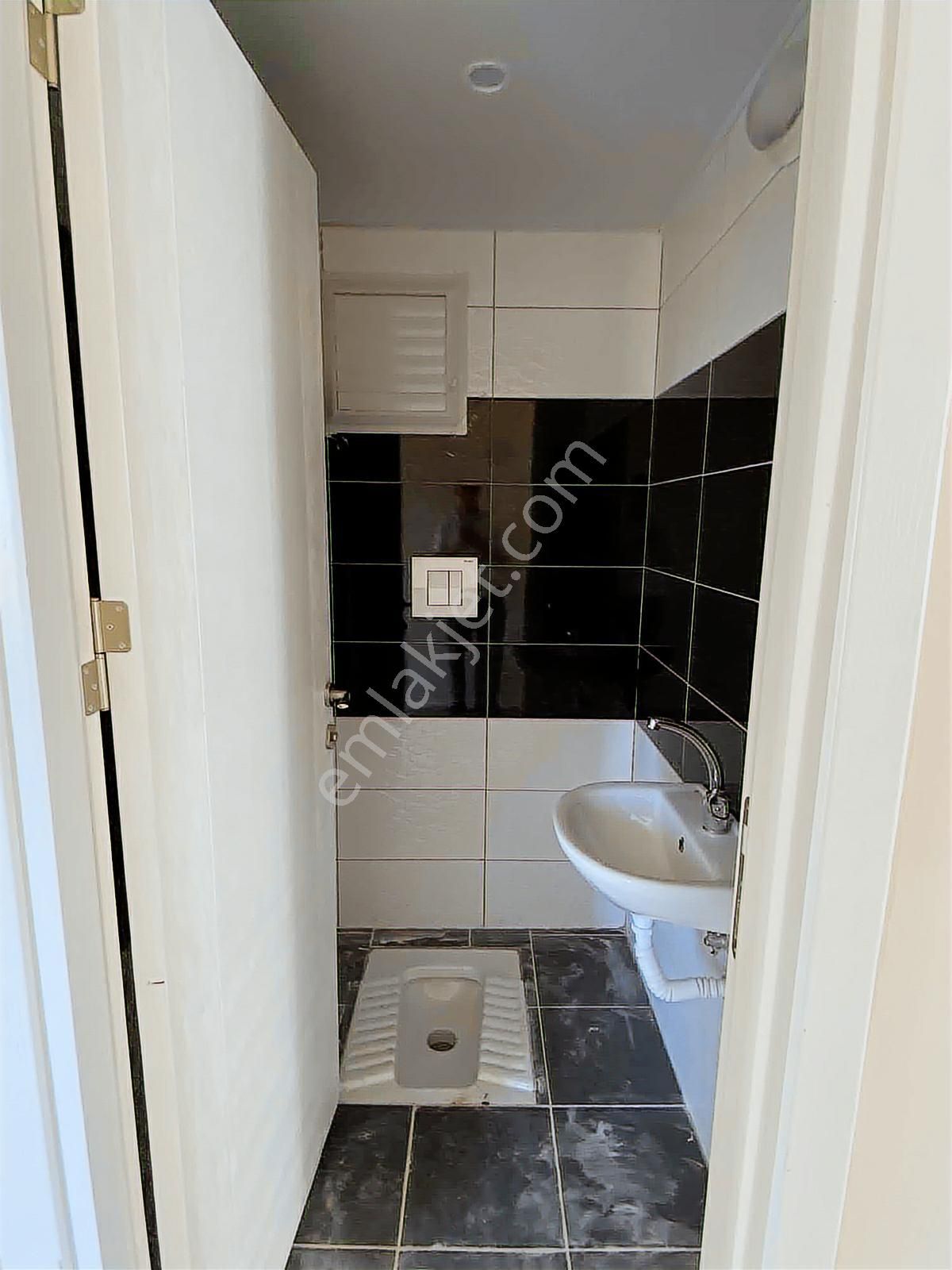 Sarıçam Boynuyoğunda 2+1 K.mutfak Hasarsız Kombili Satılık Daire - Görsel 16