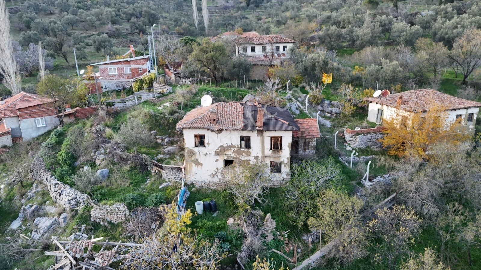 Golden Globy, Havran Sarnıç'ta Satılık 474 M2 Arsa Baraj Ve Doğa Manzaralı Köyevi