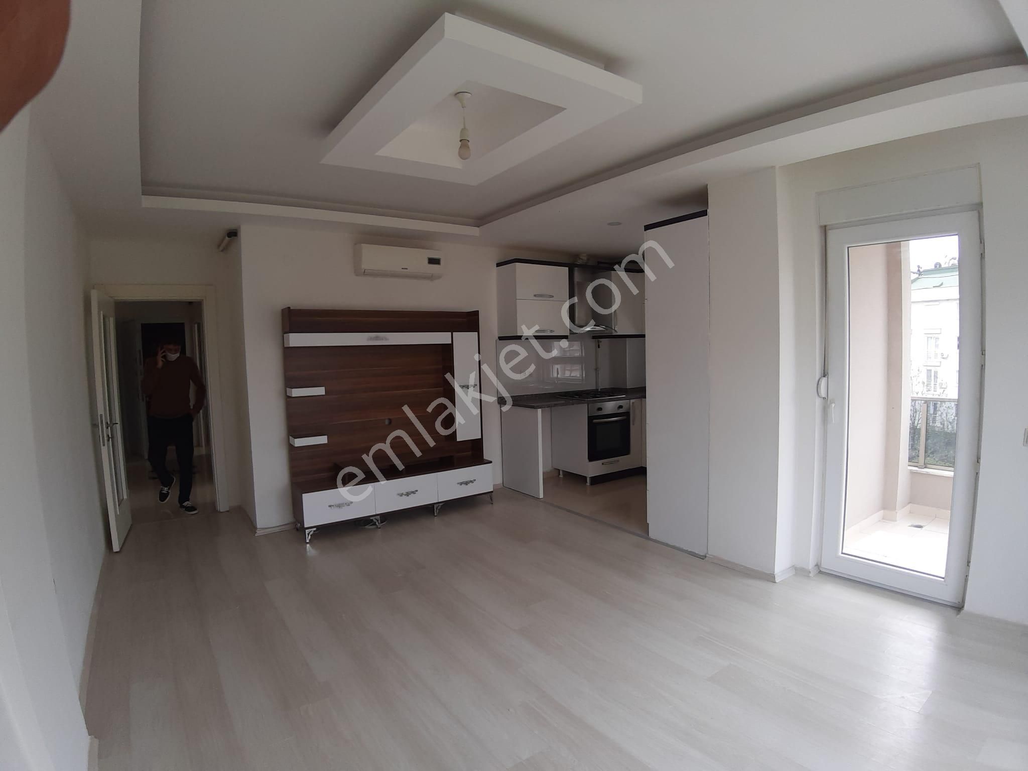Güvensoy Dan Konyaaltı Hurma Mah Kiralık 2+1