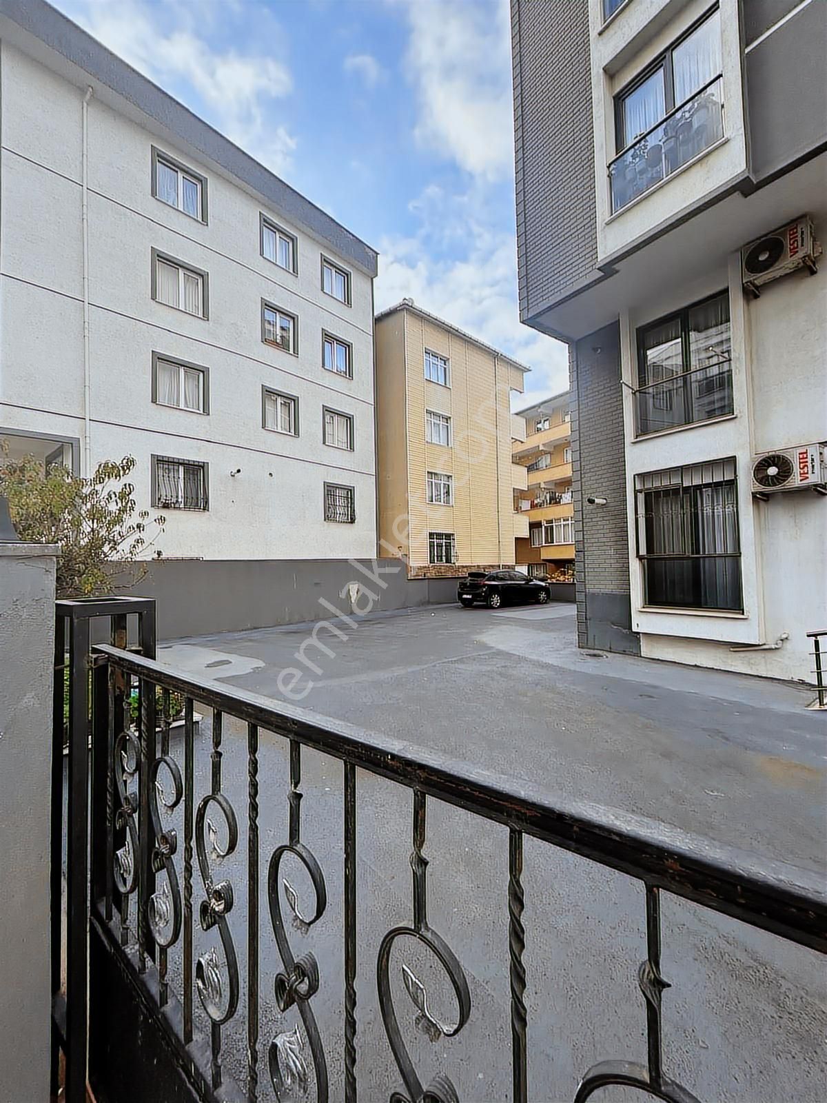 Melek Demir Gayrimenkulden Tuzla İçmelerde Satılık 2+1 Daire - Görsel 13