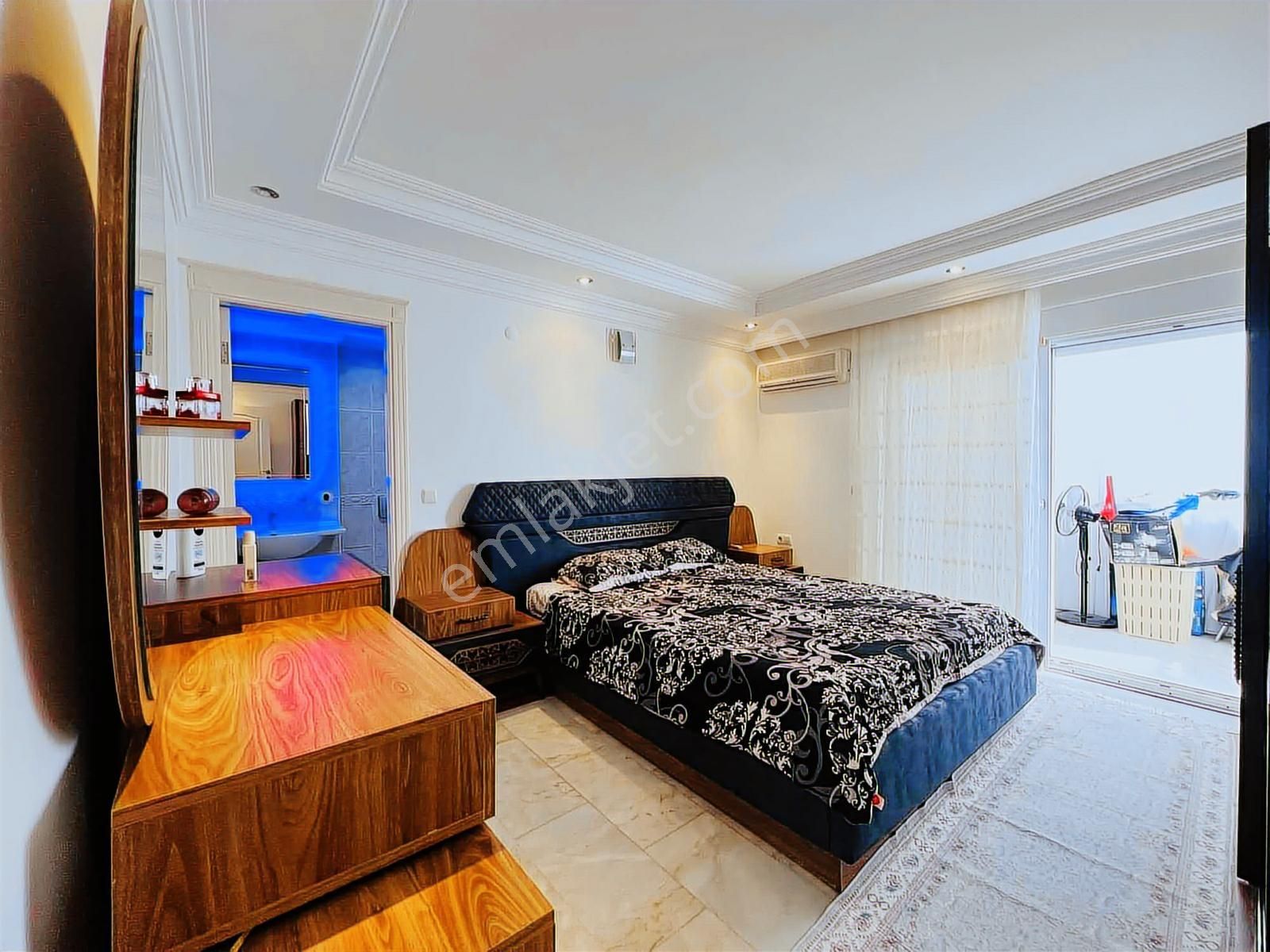 Mahmutlarda Denize Sıfır 2+1 Eşyalı Daire - Görsel 16