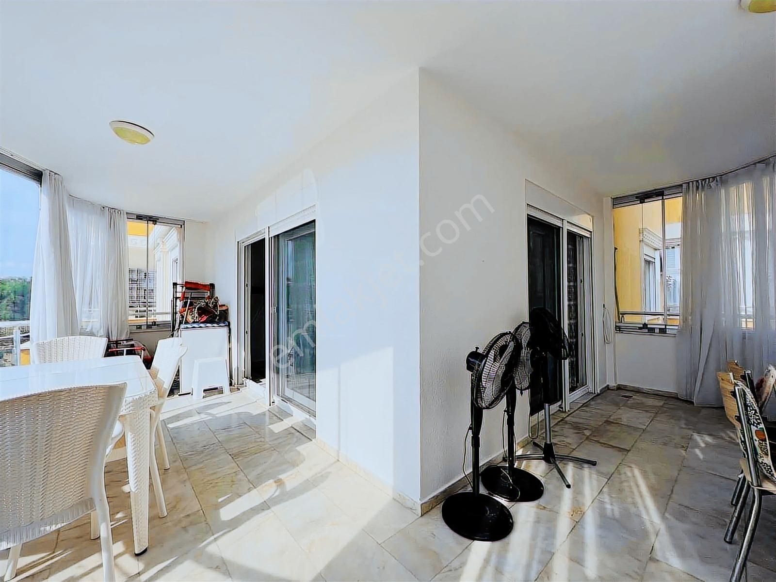 Mahmutlarda Denize Sıfır 2+1 Eşyalı Daire - Görsel 8