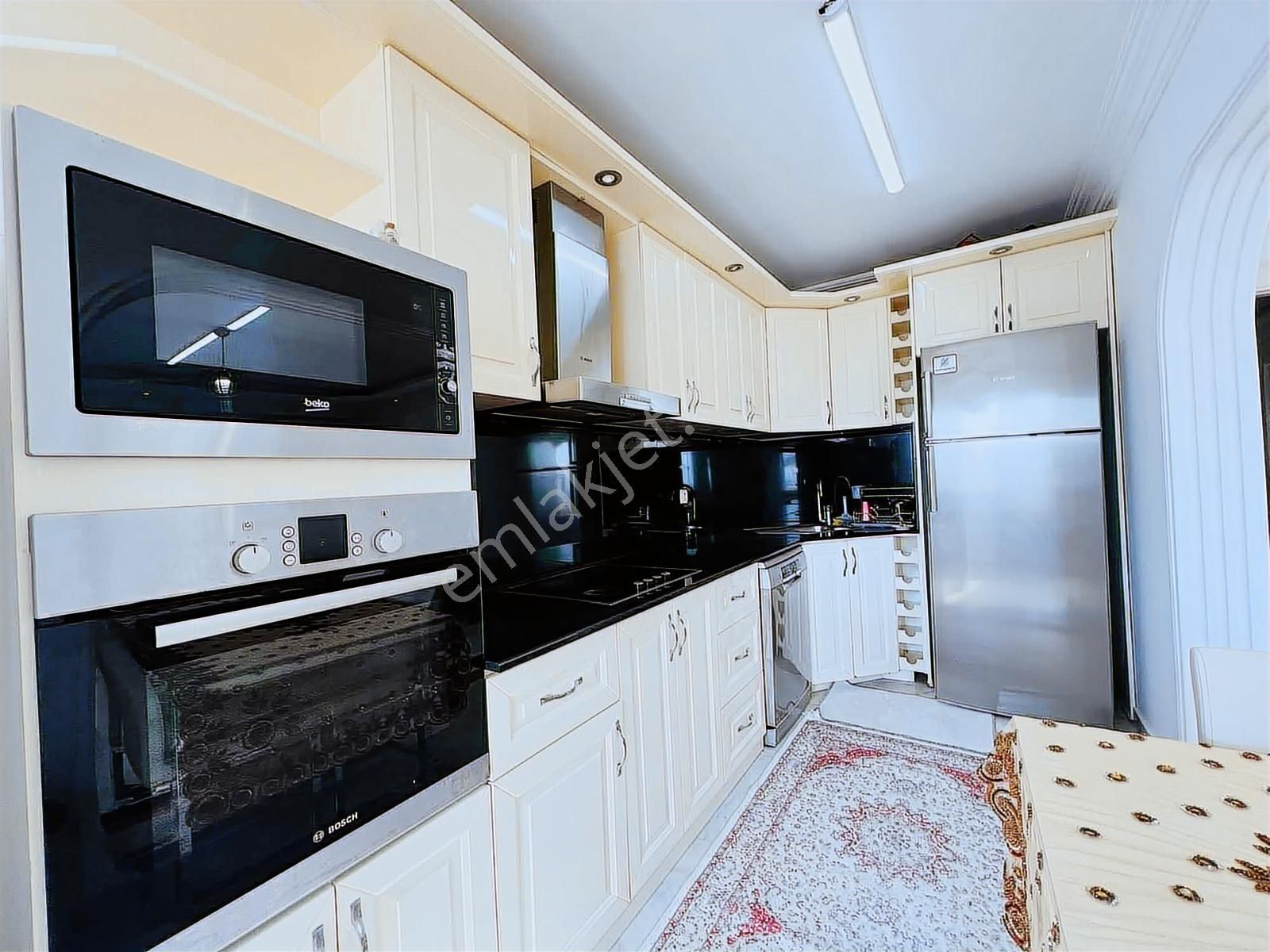Mahmutlarda Denize Sıfır 2+1 Eşyalı Daire - Görsel 25