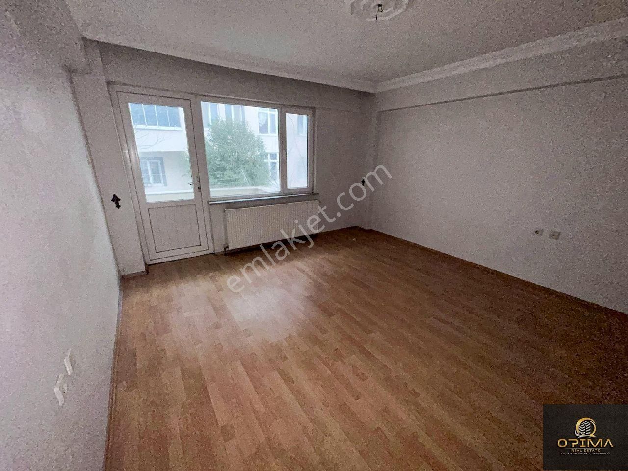 Opima Emlaktan 17 Eylül Mahallesinde Çarşı Merkezde Kiralık 3+1 Daire - Görsel 18