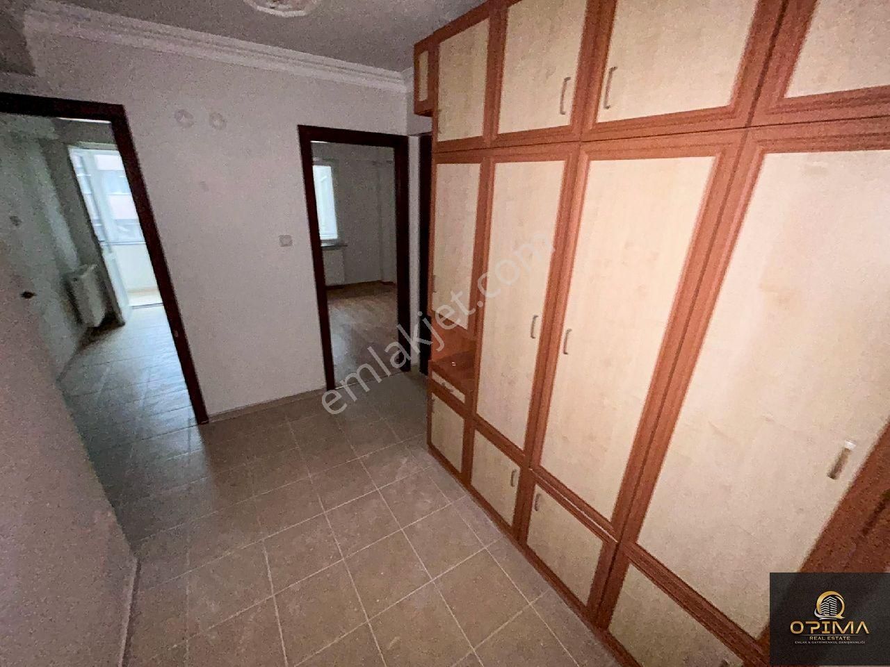 Opima Emlaktan 17 Eylül Mahallesinde Çarşı Merkezde Kiralık 3+1 Daire - Görsel 29