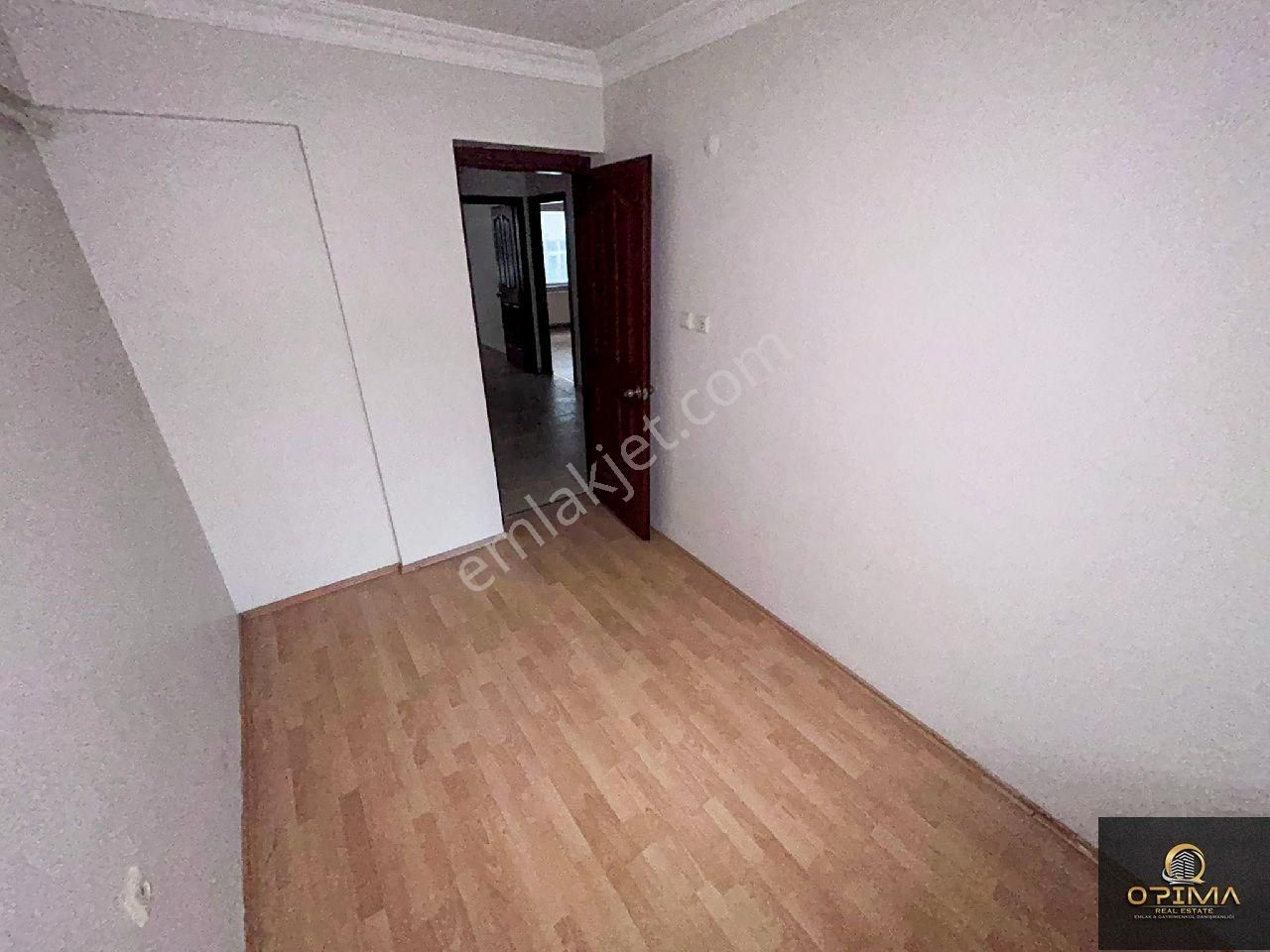 Opima Emlaktan 17 Eylül Mahallesinde Çarşı Merkezde Kiralık 3+1 Daire - Görsel 13