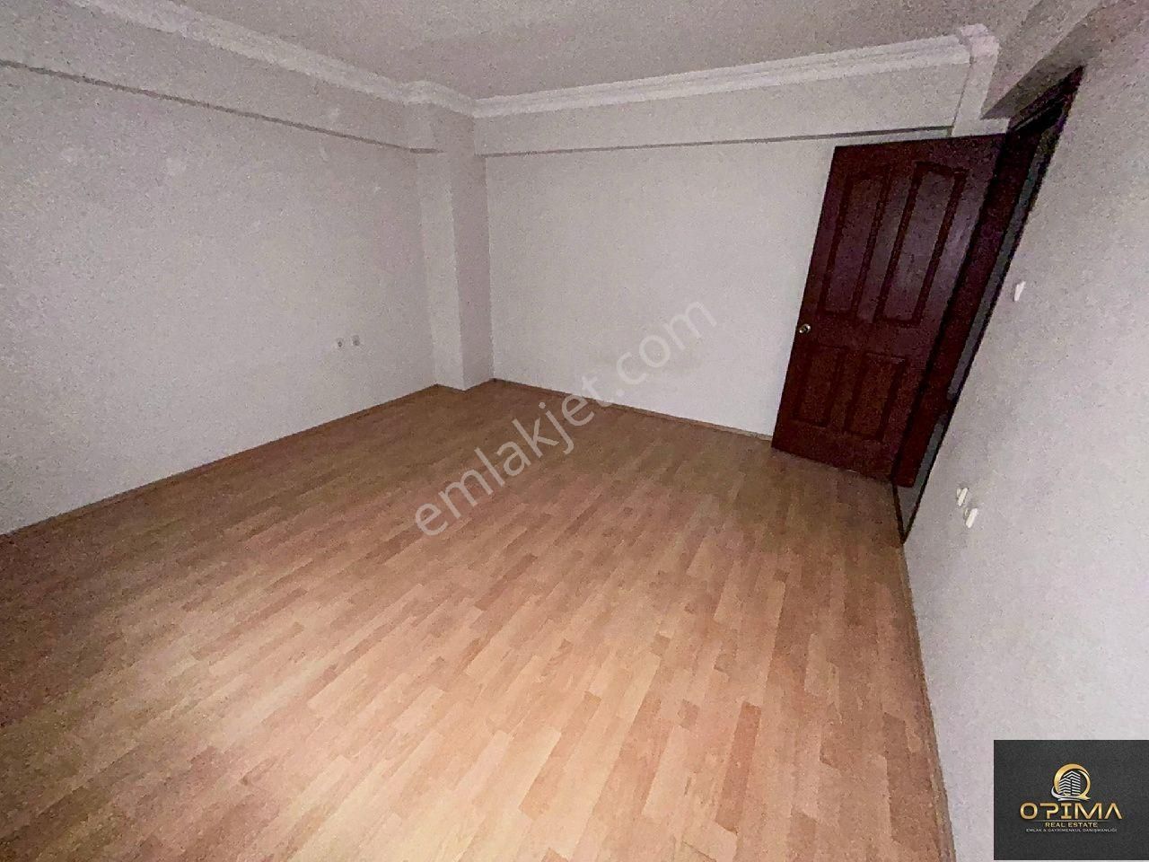 Opima Emlaktan 17 Eylül Mahallesinde Çarşı Merkezde Kiralık 3+1 Daire - Görsel 20