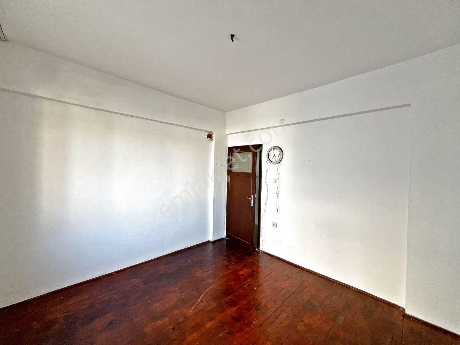 Alanya Merkezde Kiralık 2+1 Ayrı Mutfak Manzaralı Daire - Görsel 8