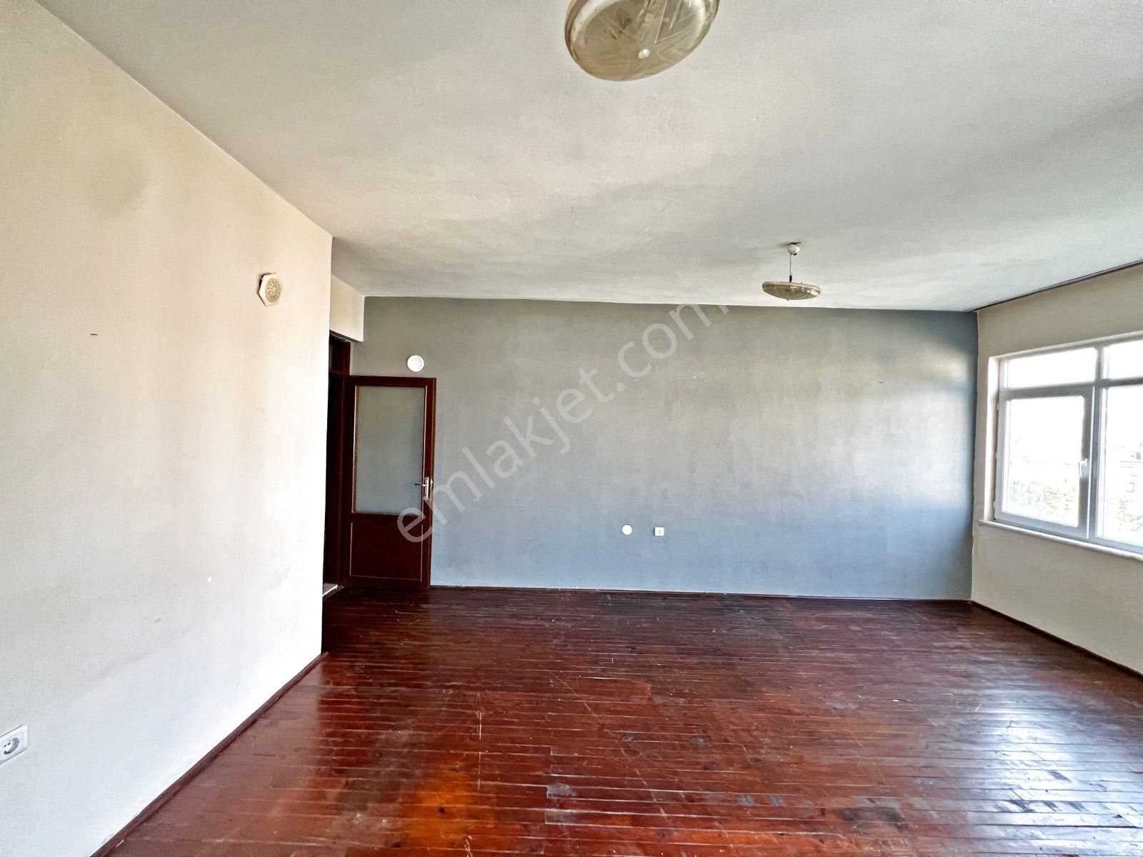 Alanya Merkezde Kiralık 2+1 Ayrı Mutfak Manzaralı Daire - Görsel 22