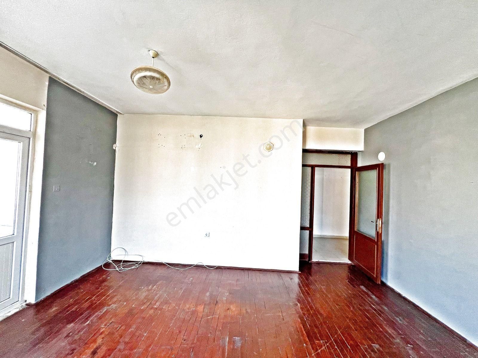 Alanya Merkezde Kiralık 2+1 Ayrı Mutfak Manzaralı Daire - Görsel 23