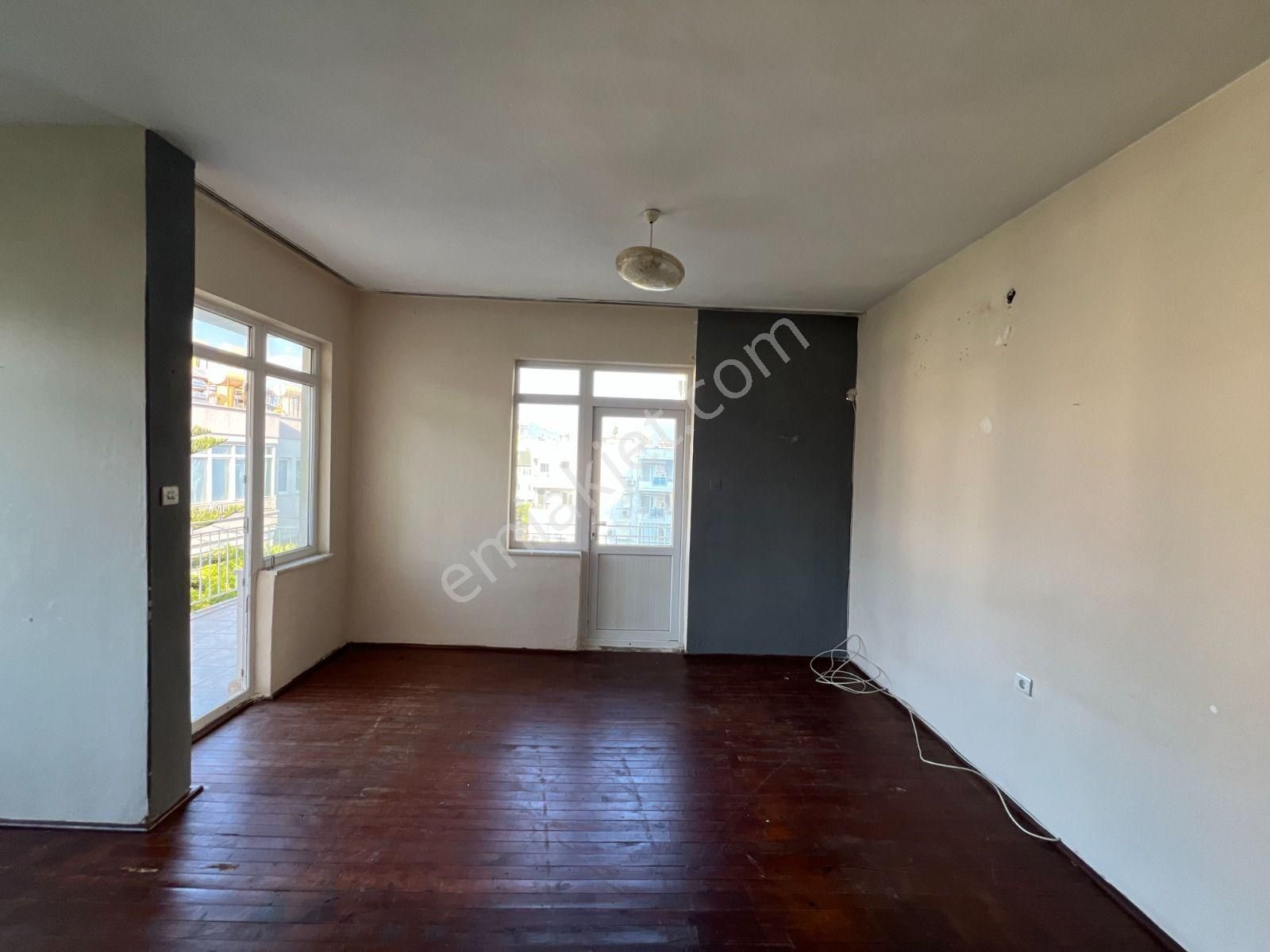 Alanya Merkezde Kiralık 2+1 Ayrı Mutfak Manzaralı Daire - Görsel 21