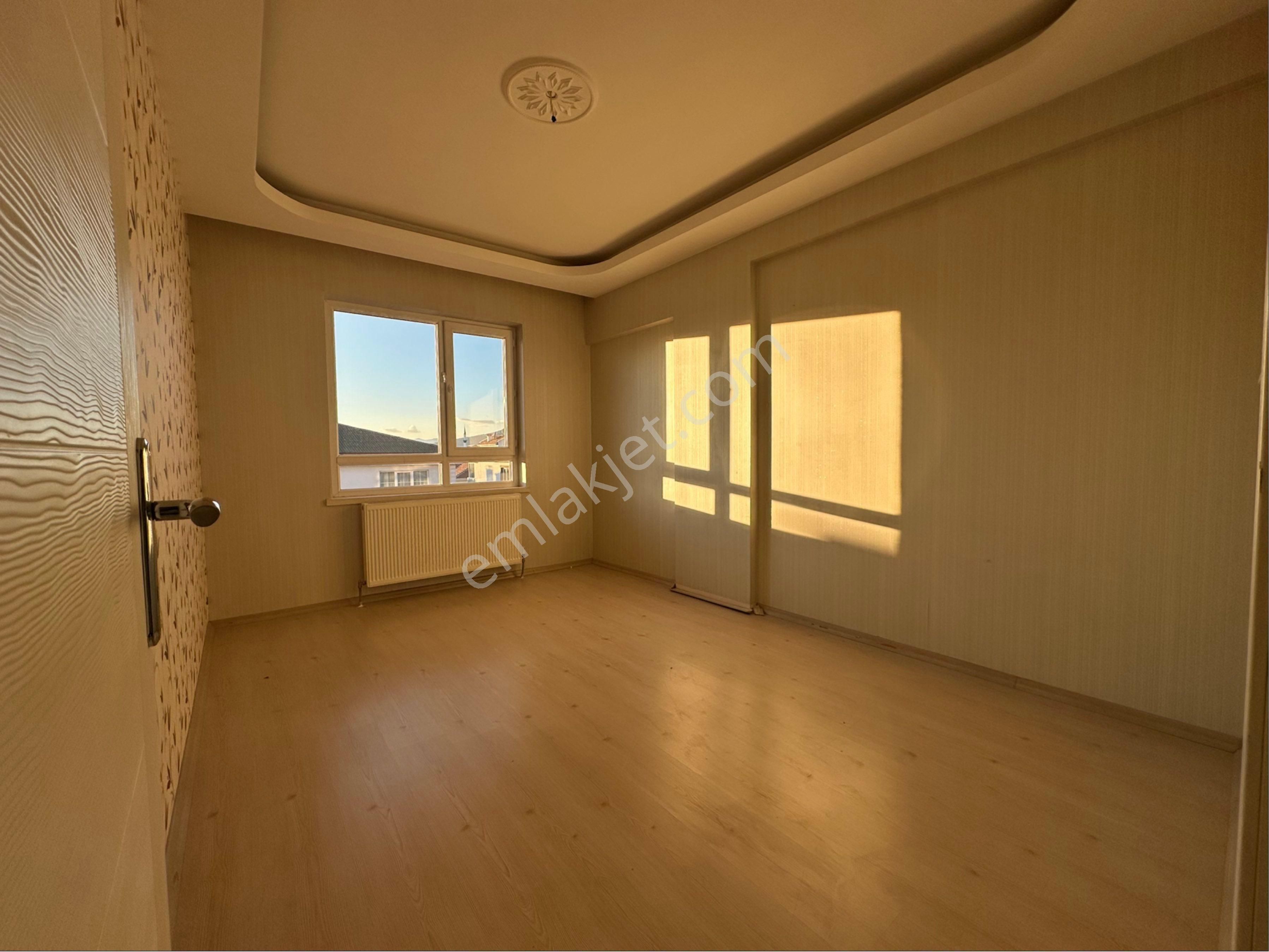 Kanunide Genç Binada Asansörlü Kiralık 3+1 Daire - Görsel 13