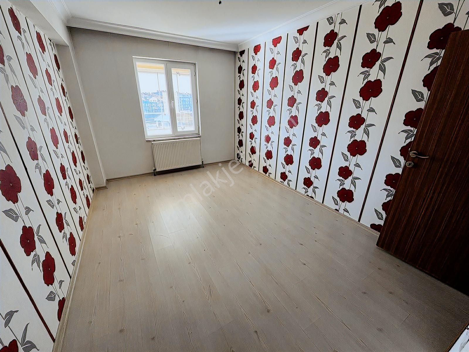 Pamuklar'da Şehir Hastanesine Yakın Site İçinde Geniş Balkon 3+1 - Görsel 32