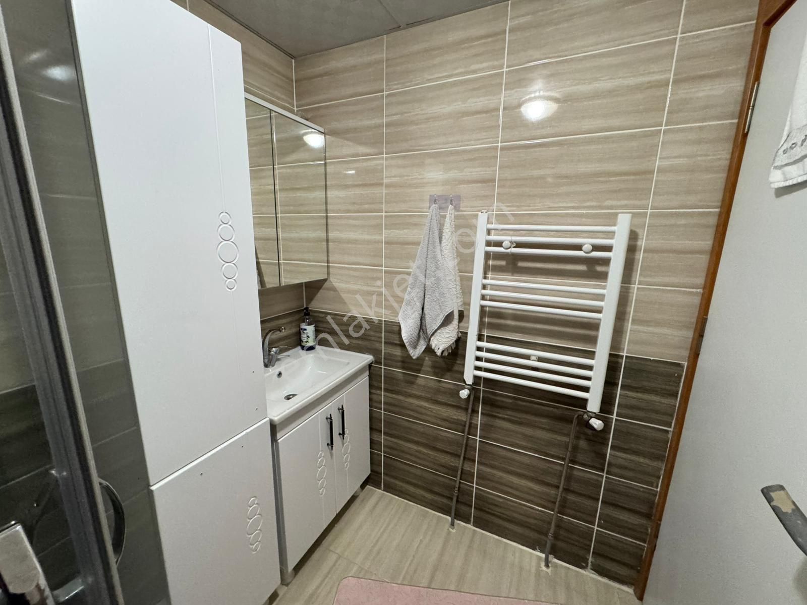 Bağlık Mahallesinde Merkezi Konumda Kullanışlı 2+1 Daire - Görsel 19