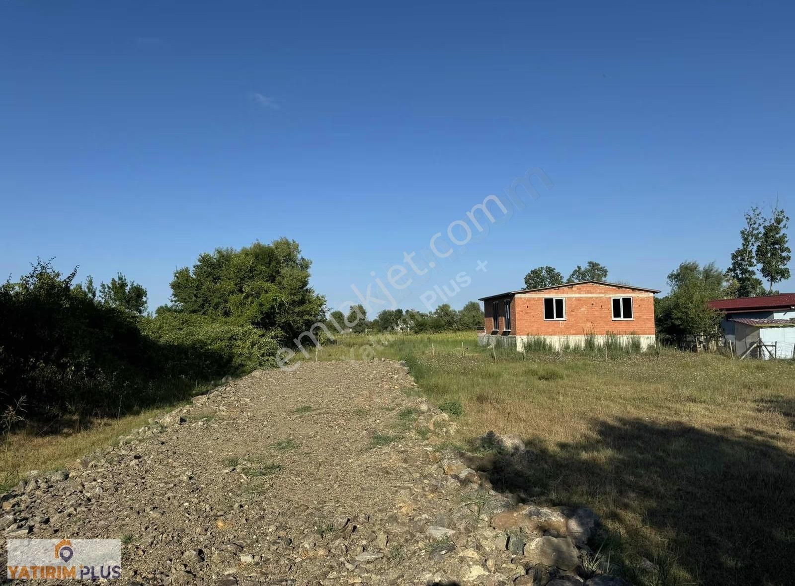 Yatırımplus'tan Yörükler'de Acil Satılık Köşe Parsel