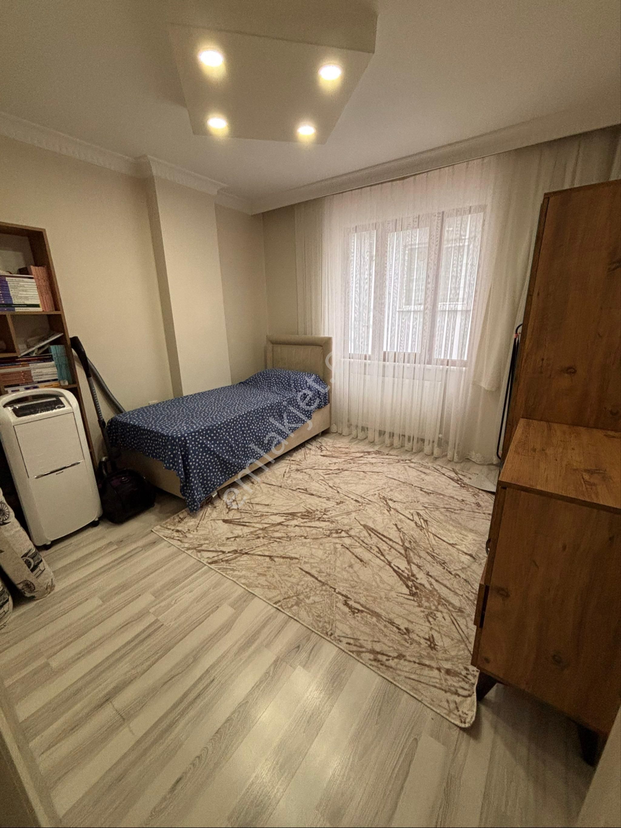 Tevfikbey Mahallesi Lüks Eşyalı Satılık Ara Kat - Görsel 10