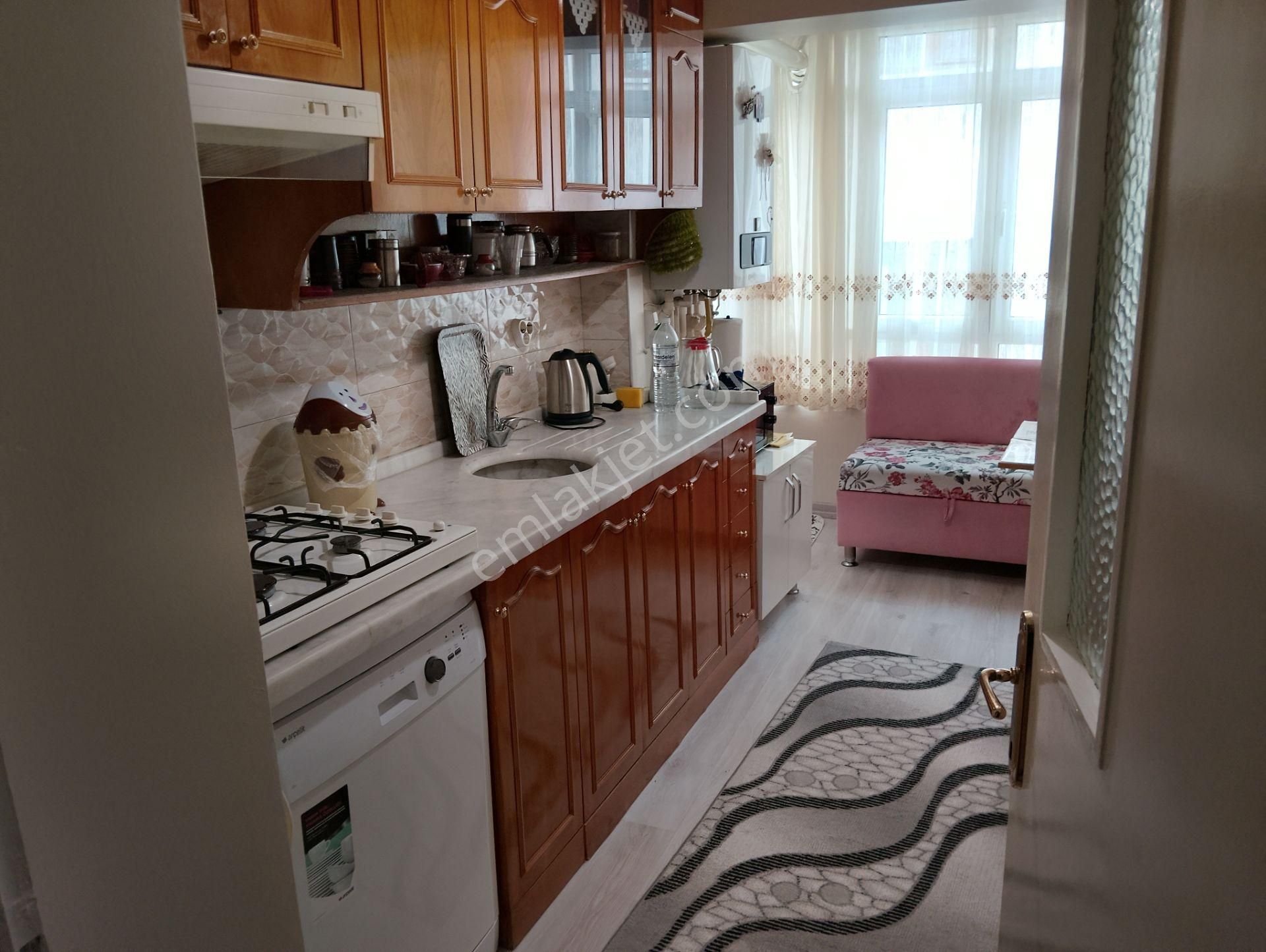 Keçiören Çaldıran Mahallesinde Yapılı 3+1 Yapılı