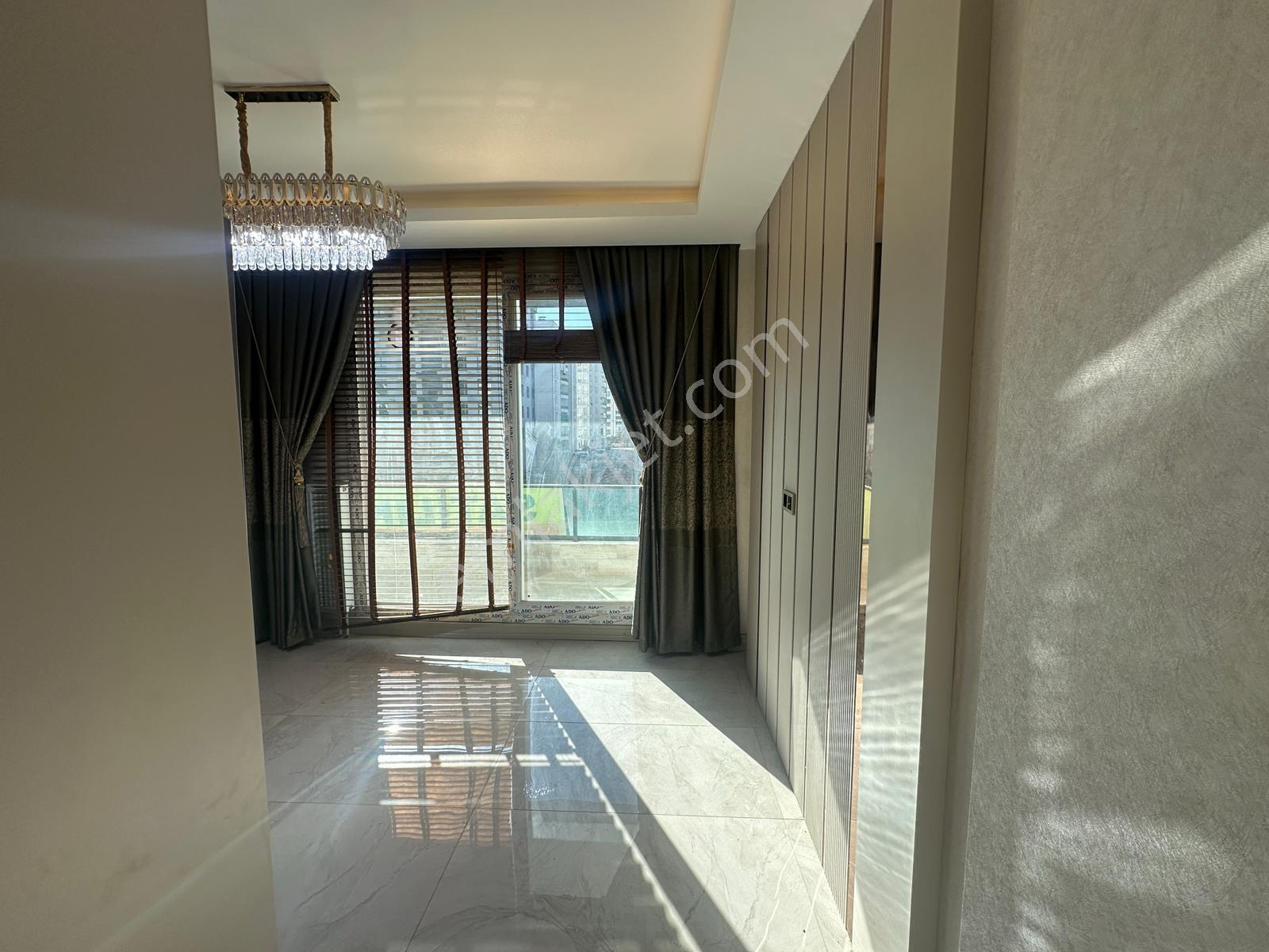 Aksoy Home Gayrimenkul'den 2+1 Ultra Lüks Geniş Daire - Görsel 8