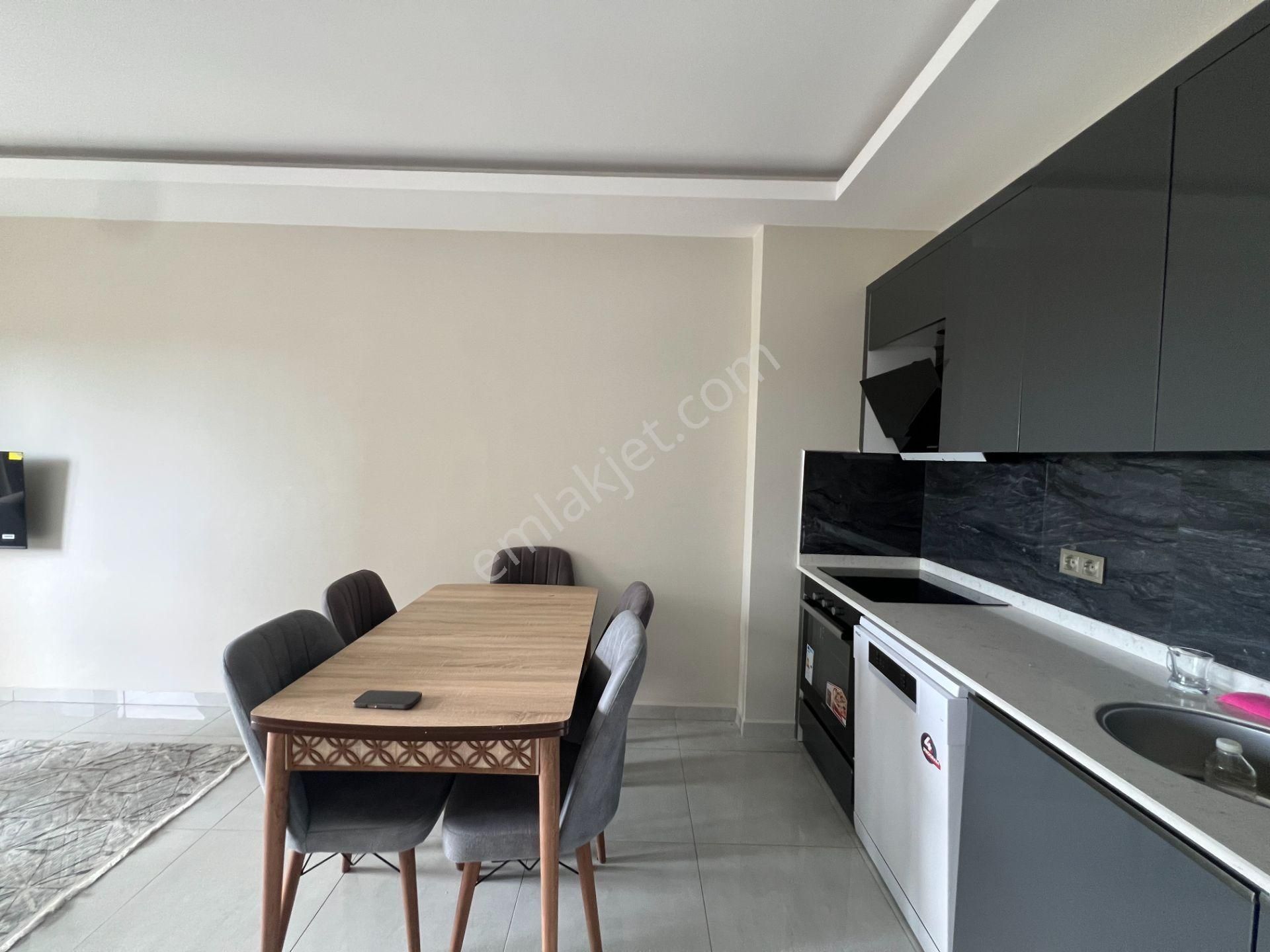 Alanya Mahmutlarda Kiralık 1+1 Site İçi Eşyalı Lüks Daire - Görsel 8