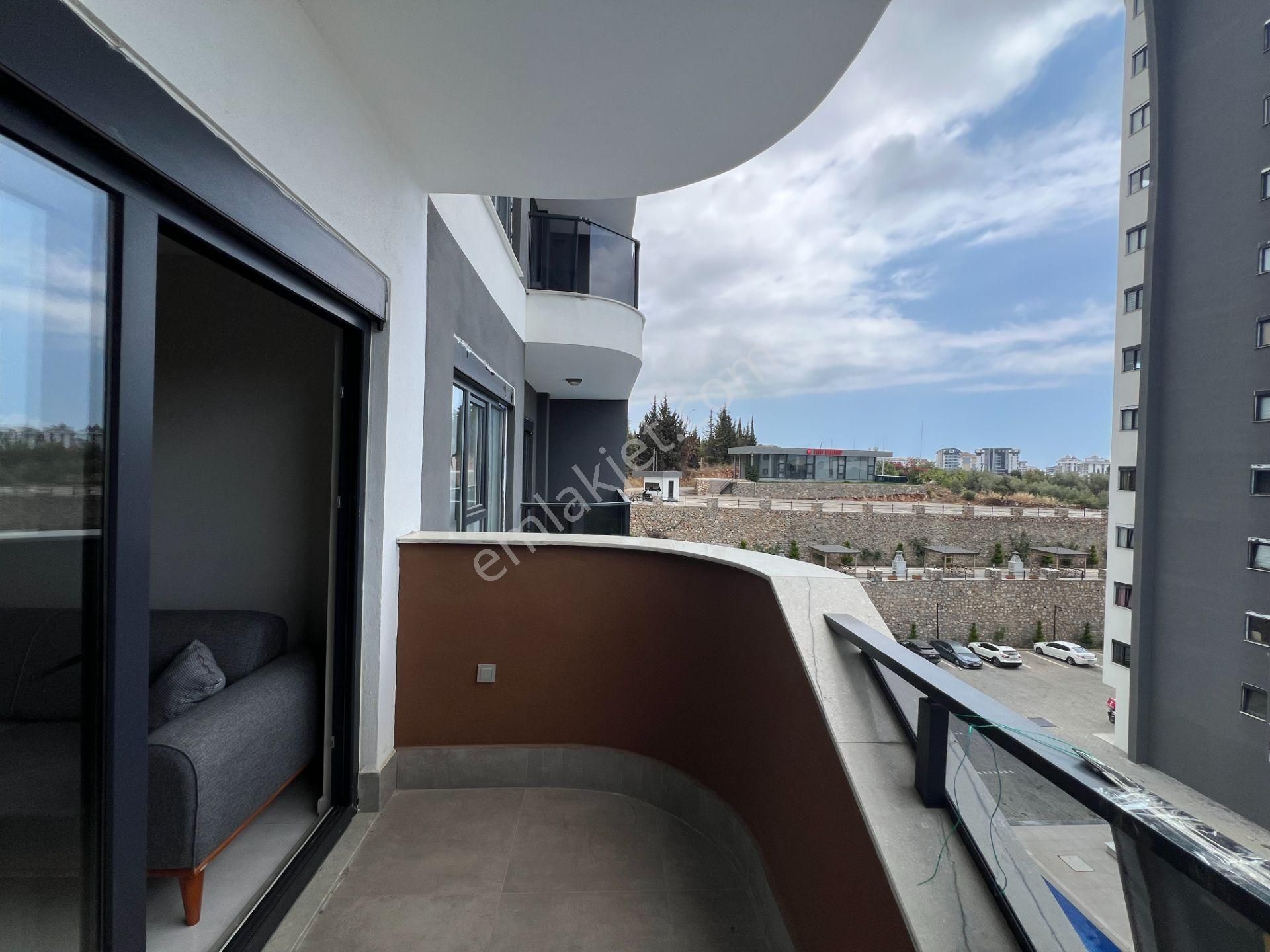 Alanya Mahmutlarda Kiralık 1+1 Site İçi Eşyalı Lüks Daire - Görsel 12