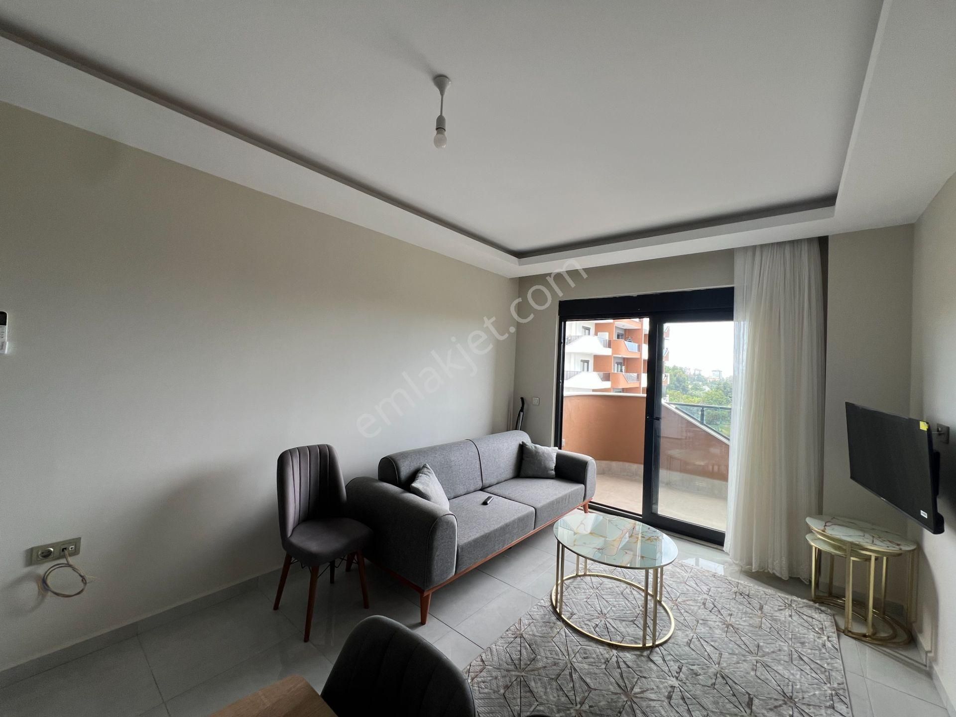 Alanya Mahmutlarda Kiralık 1+1 Site İçi Eşyalı Lüks Daire - Görsel 4