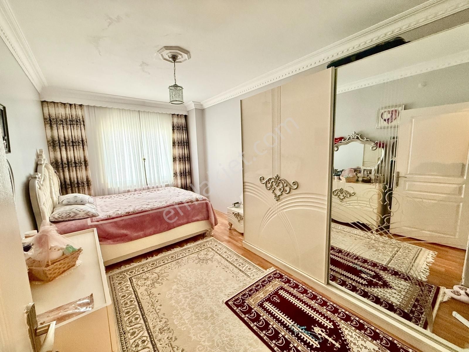 Satılık 5+2 Dublex Daire - Geniş Teraslı - Kurtköy Metro Yanı - Görsel 28
