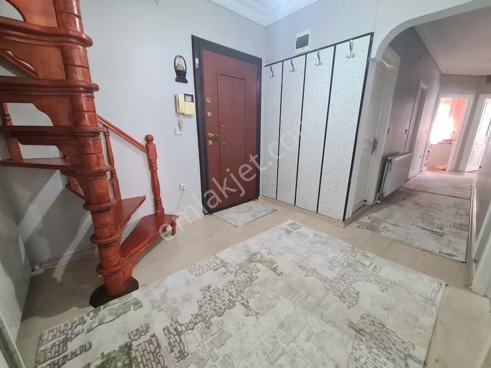 Satılık 5+2 Dublex Daire - Geniş Teraslı - Kurtköy Metro Yanı - Görsel 3