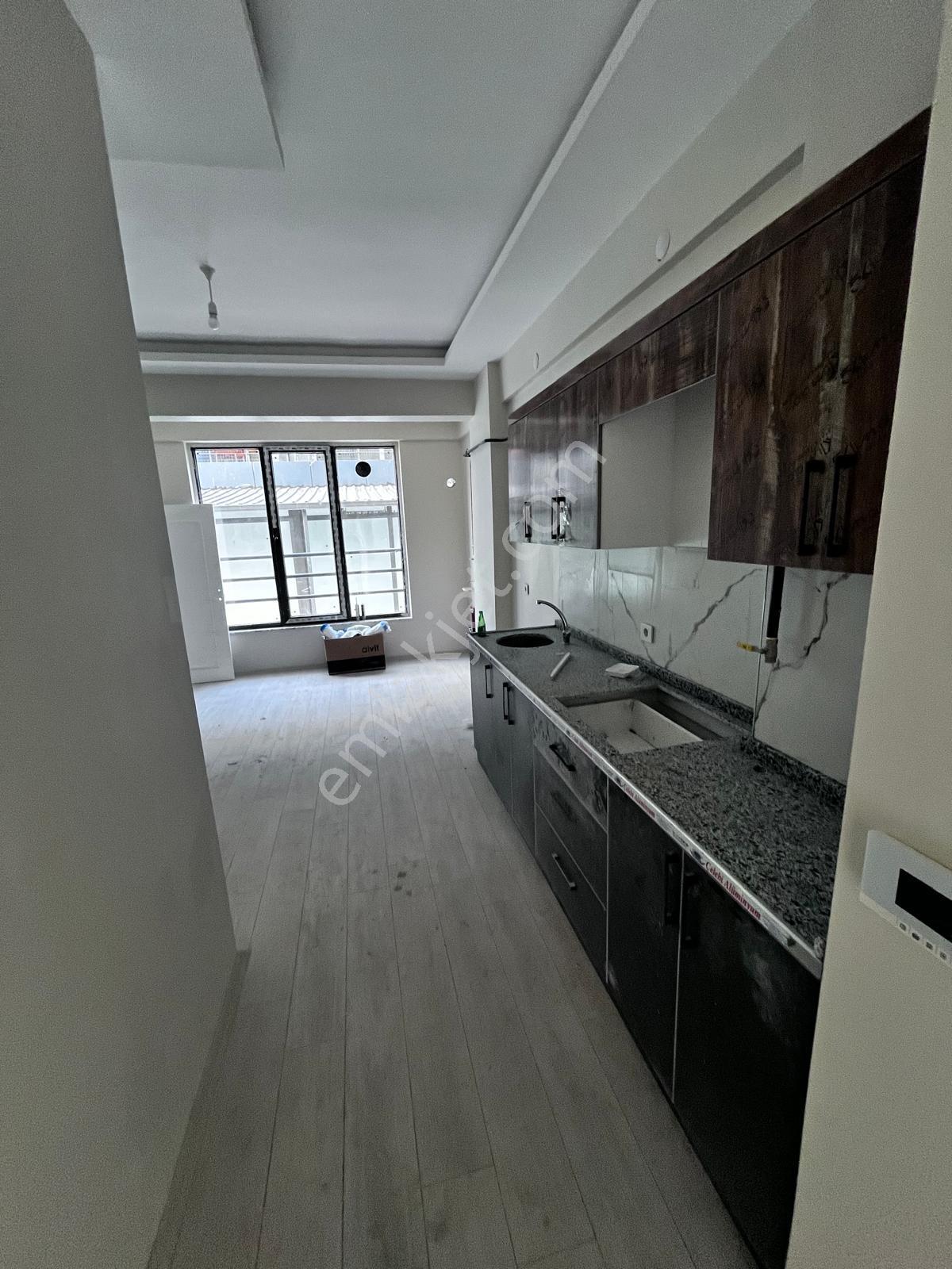 Ataşehir Mahallesinde Özel Harekata Yakın 1+1 Satılık Daire - Görsel 2