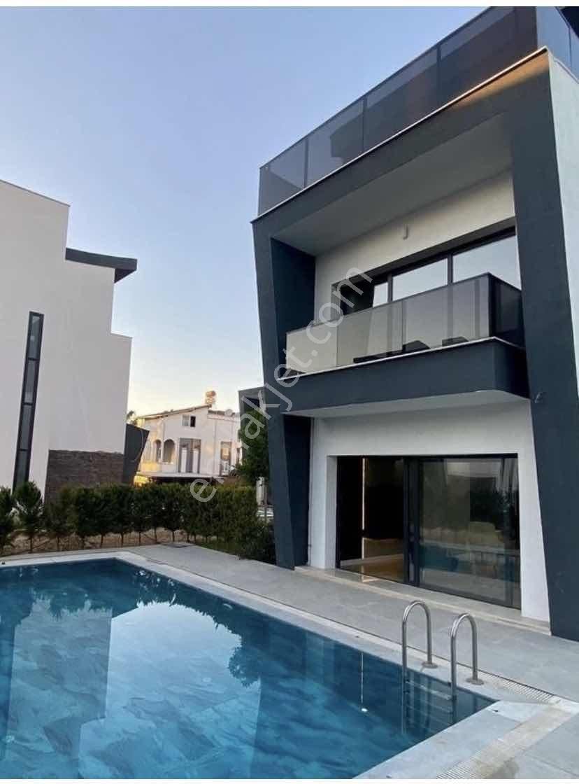 Antalya Kadriye 'de Lüks Villalar - Görsel 16