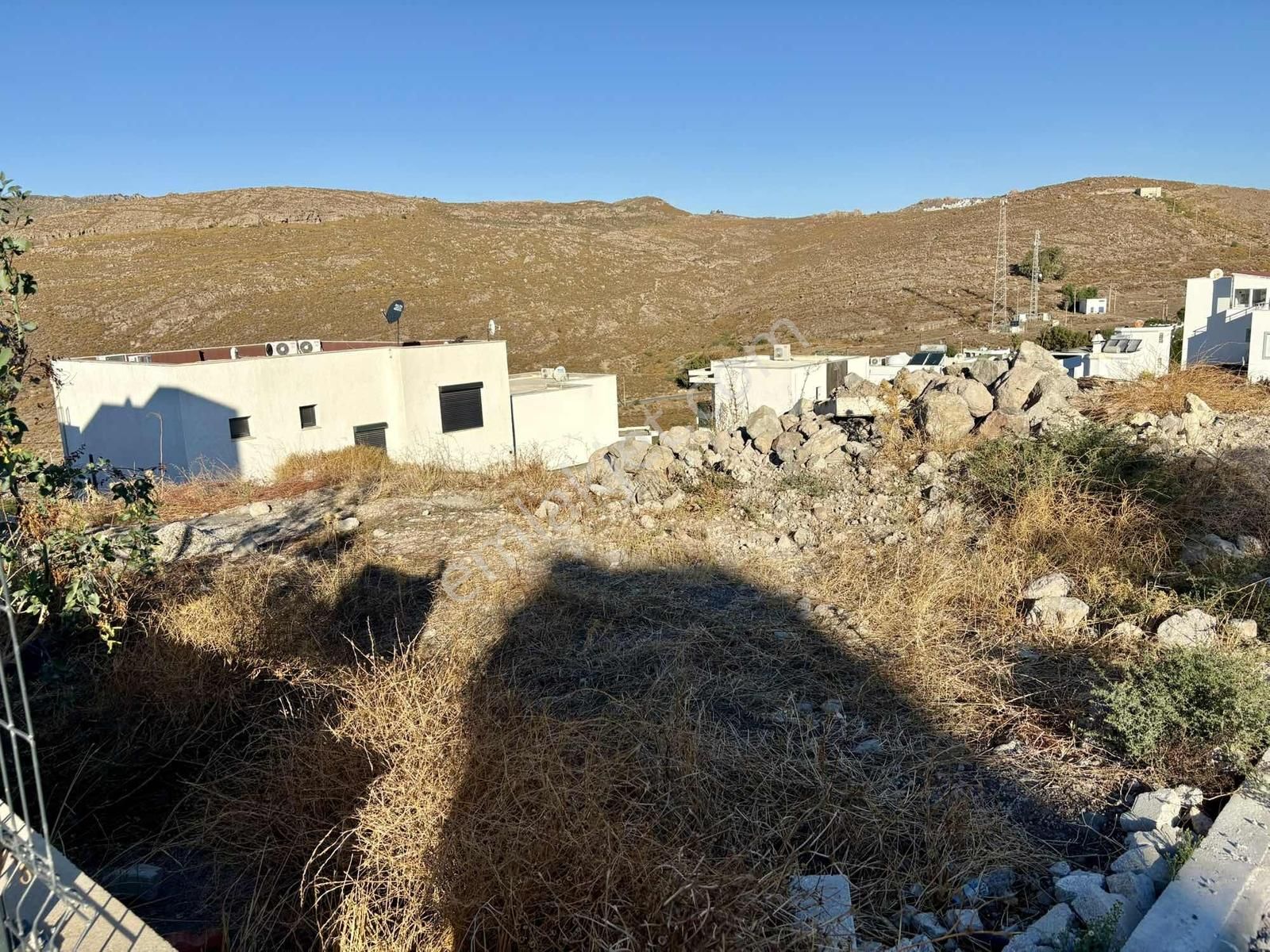 Akyarlar'da Nitelikli Sitelere Bitişik İmarlı Arsa - Görsel 4