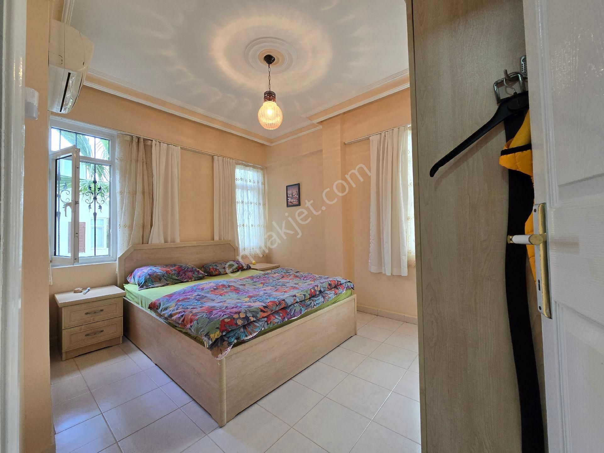 Altınkum'da Satılık Müstakil 3+1 Eşyalı Denize Yakın Geniş Teraslı Villa - Görsel 16