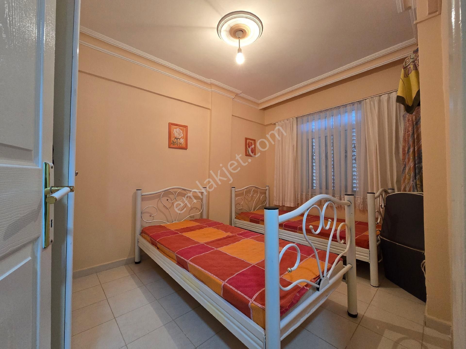 Altınkum'da Satılık Müstakil 3+1 Eşyalı Denize Yakın Geniş Teraslı Villa - Görsel 13