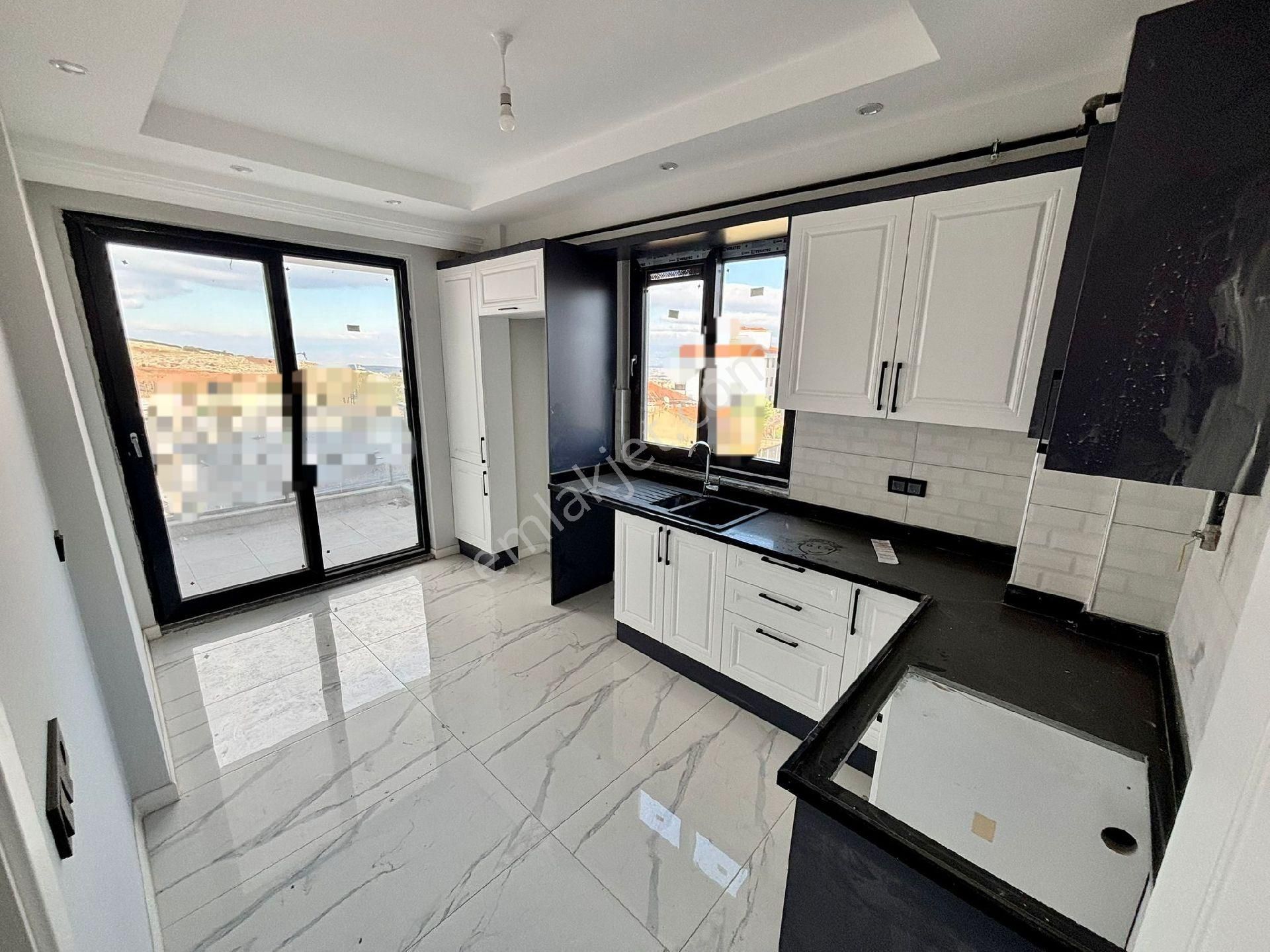 Çakmak'ta 150m² 3+1 Asansörlü Sıfır Kat Seçenekli Daireler - Görsel 5