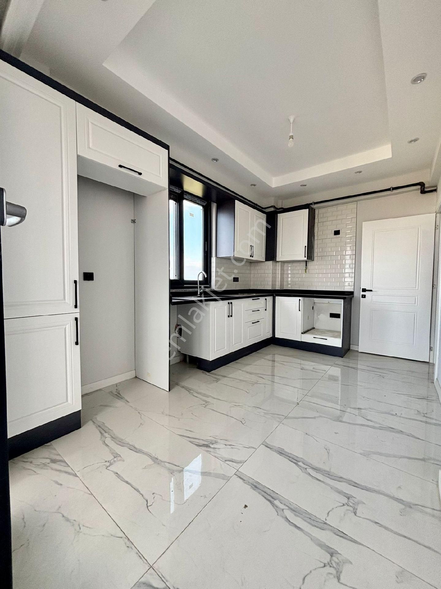 Çakmak'ta 150m² 3+1 Asansörlü Sıfır Kat Seçenekli Daireler - Görsel 7