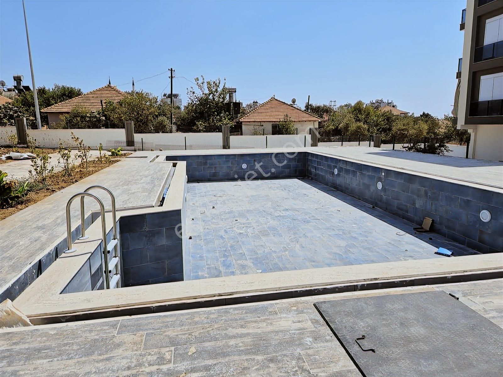 Göçerlerde Havuzlu Şehir Hastanesi 2km Ebeveyn Banylu 2+1 Daire - Görsel 17