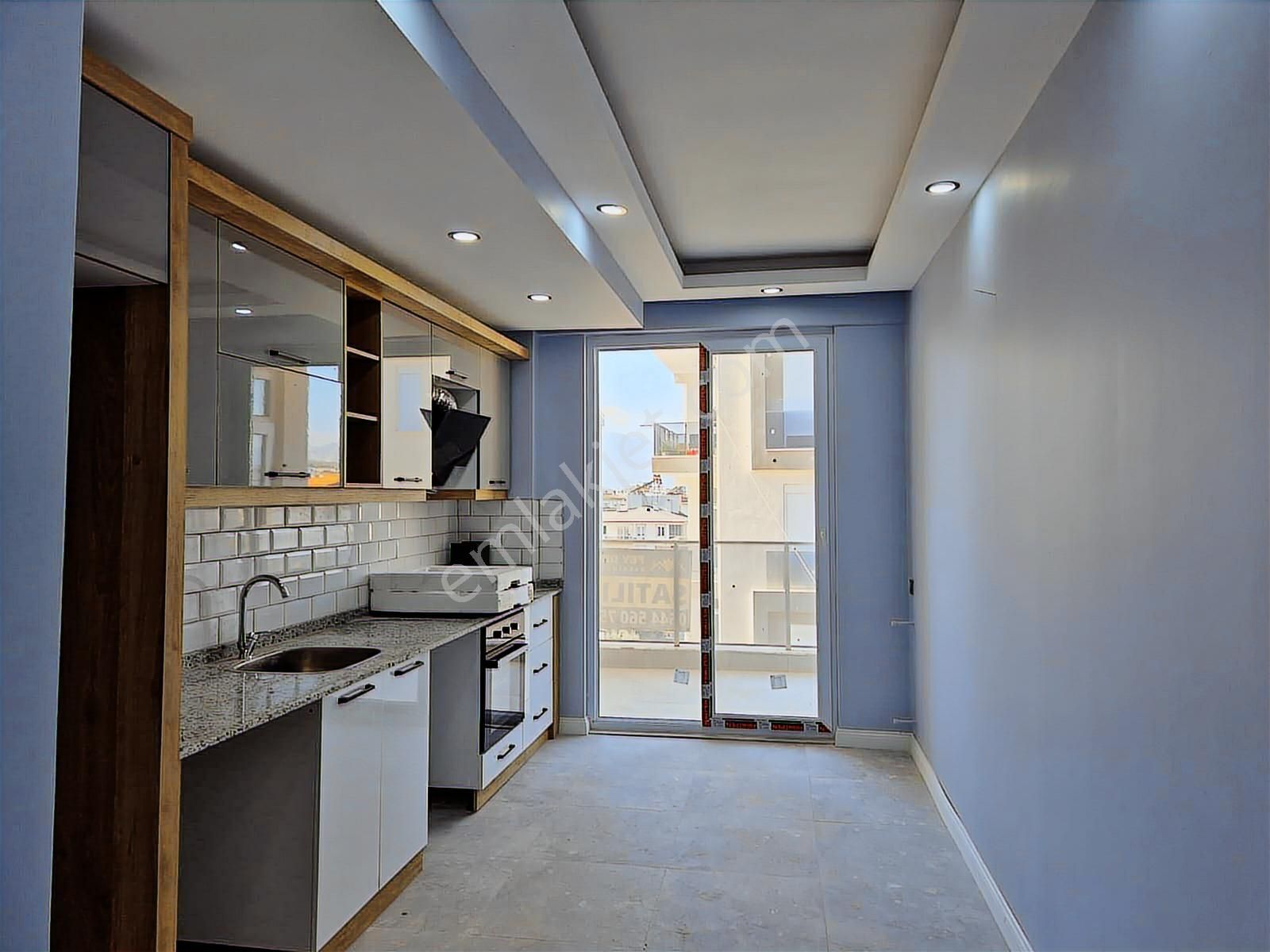 Göçerlerde Havuzlu Şehir Hastanesi 2km Ebeveyn Banylu 2+1 Daire