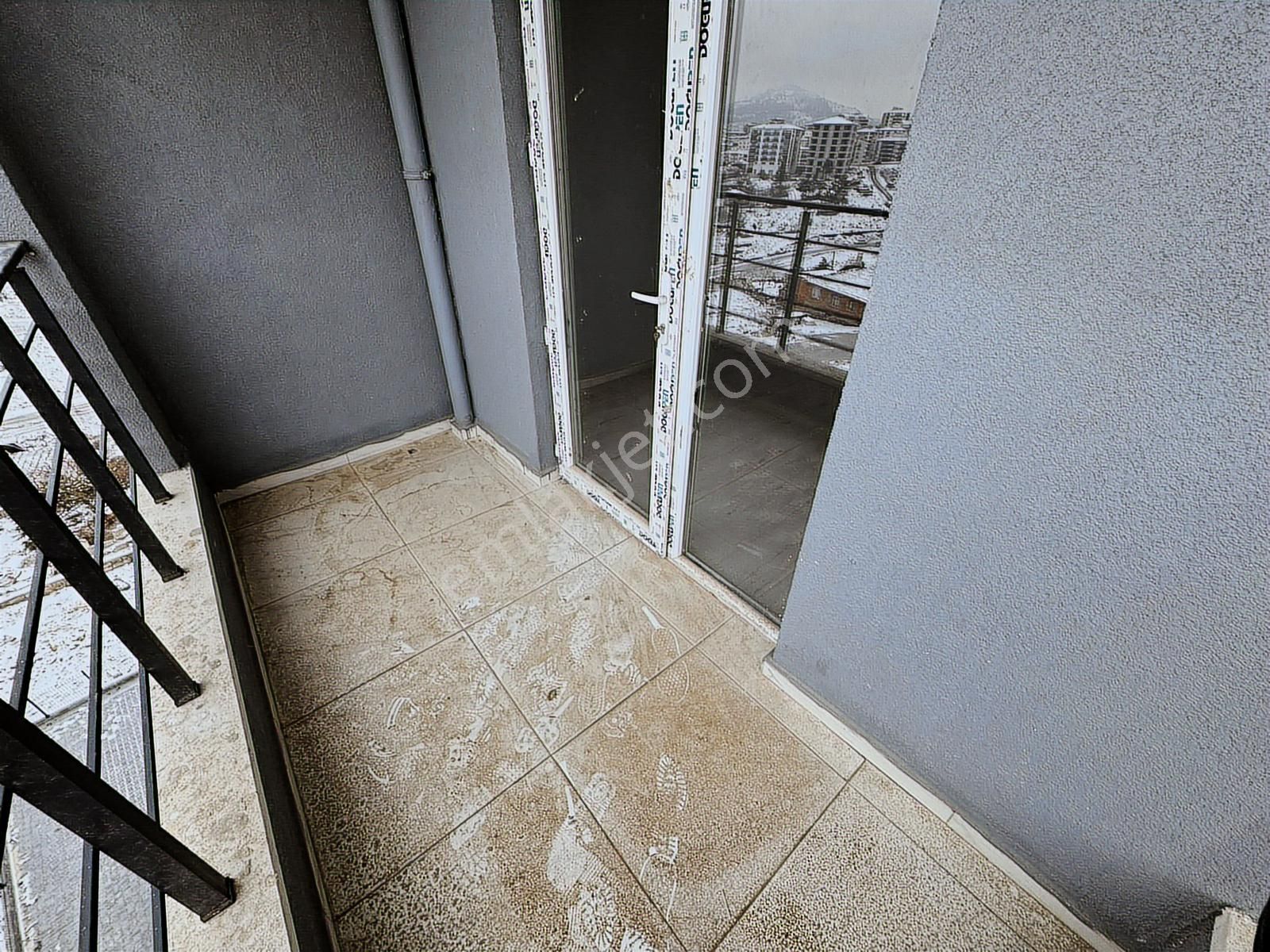 Yılmazer'den Ş.ertuğrul Kocaer Cadde'si Üzernde 3+1 Öncephe Acil - Görsel 7