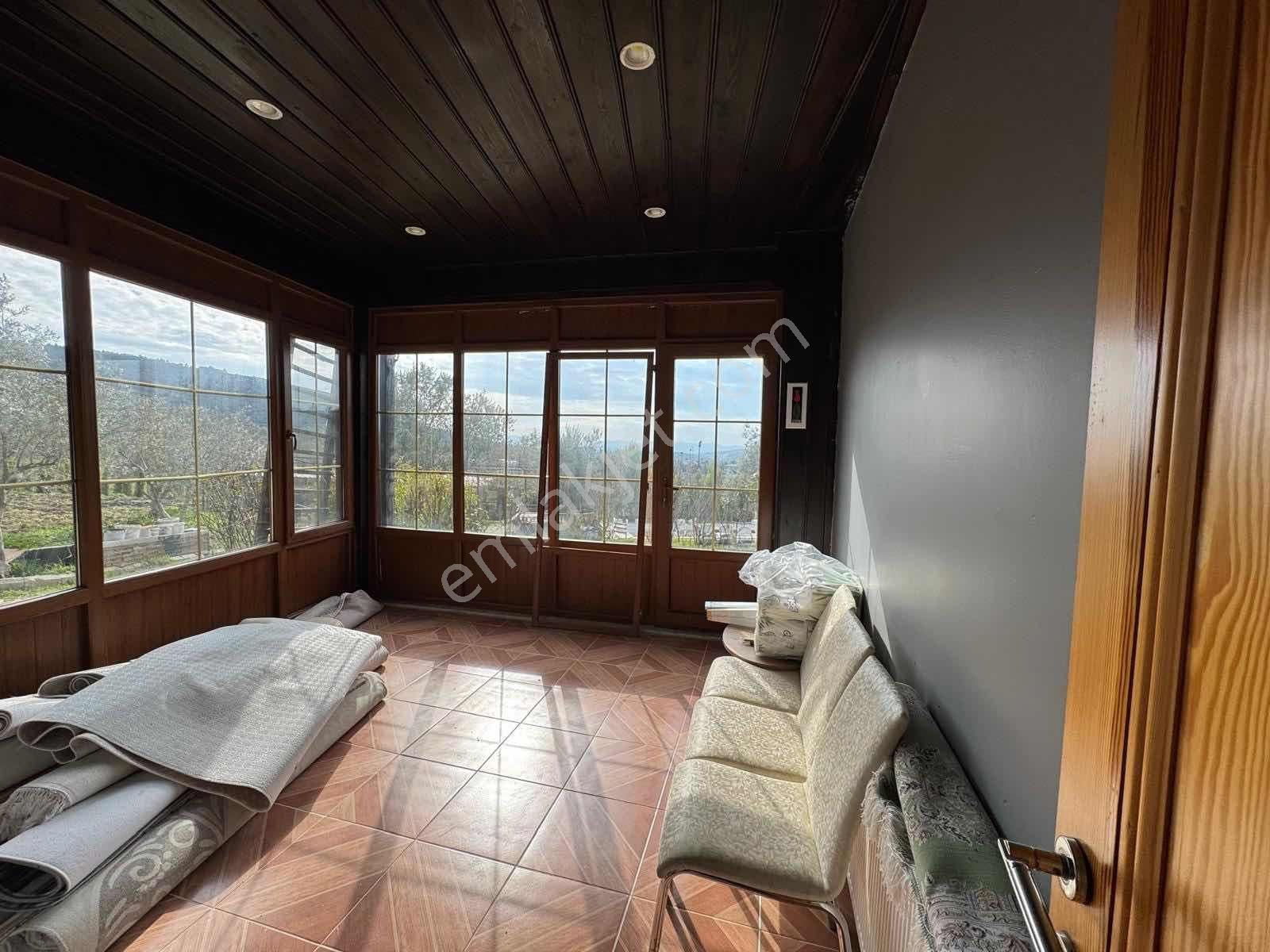 Buca Kırıklarda Dublex Havuzlu 4510m2 Çiftlik Evi Ve Arazisi - Görsel 32