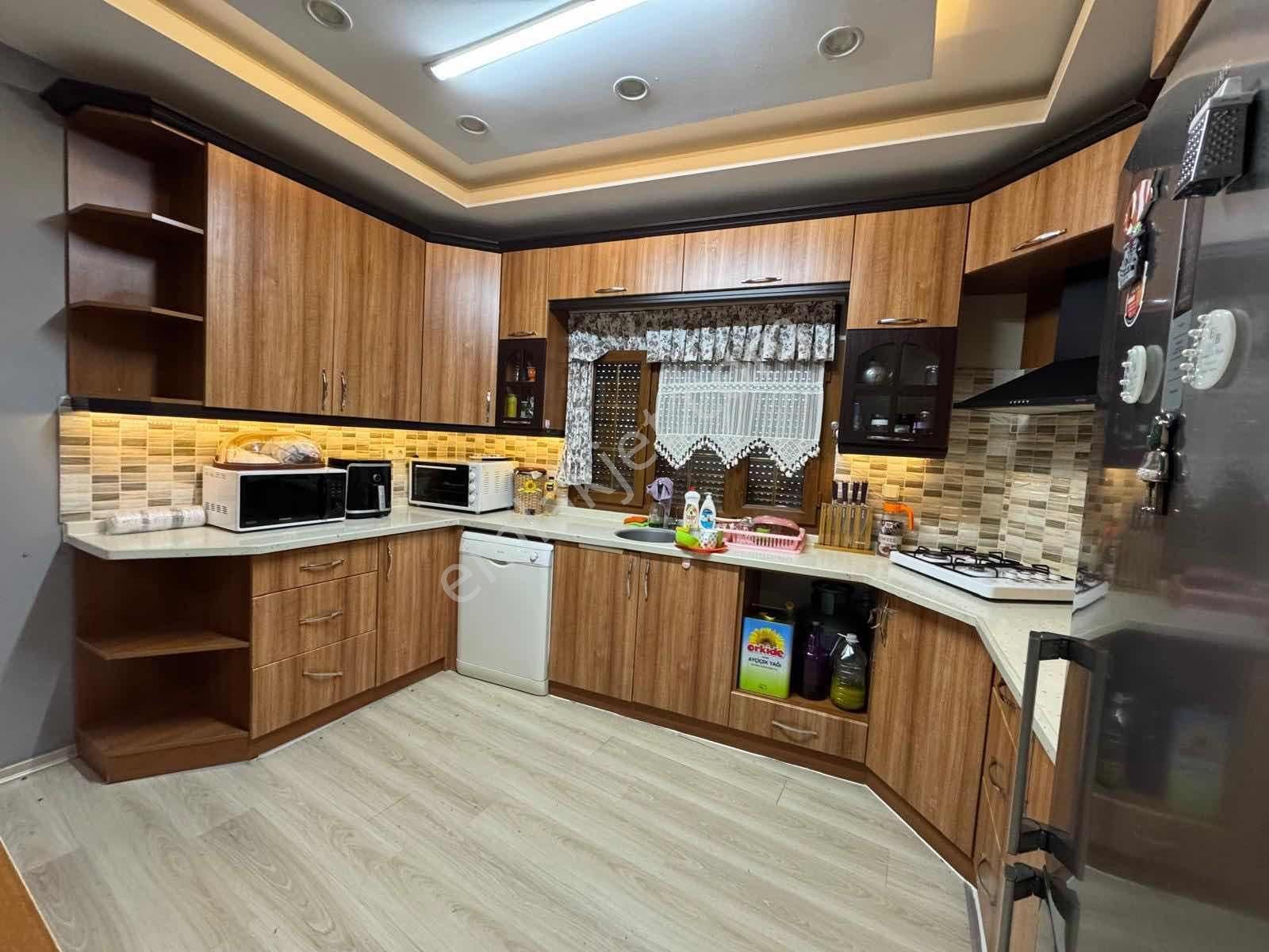 Buca Kırıklarda Dublex Havuzlu 4510m2 Çiftlik Evi Ve Arazisi - Görsel 5