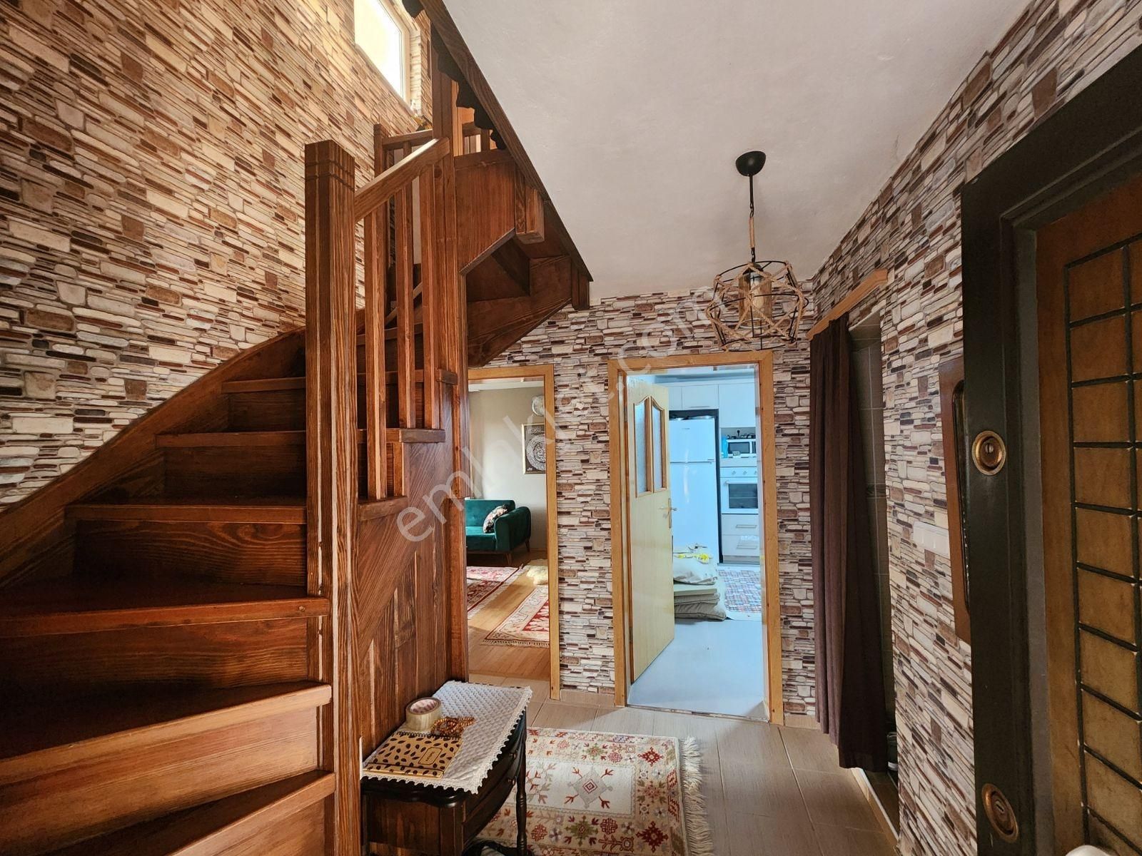 Uludağda Bahçeli Mükemmel Manzaralı 3+1 Villa Konforu - Görsel 25