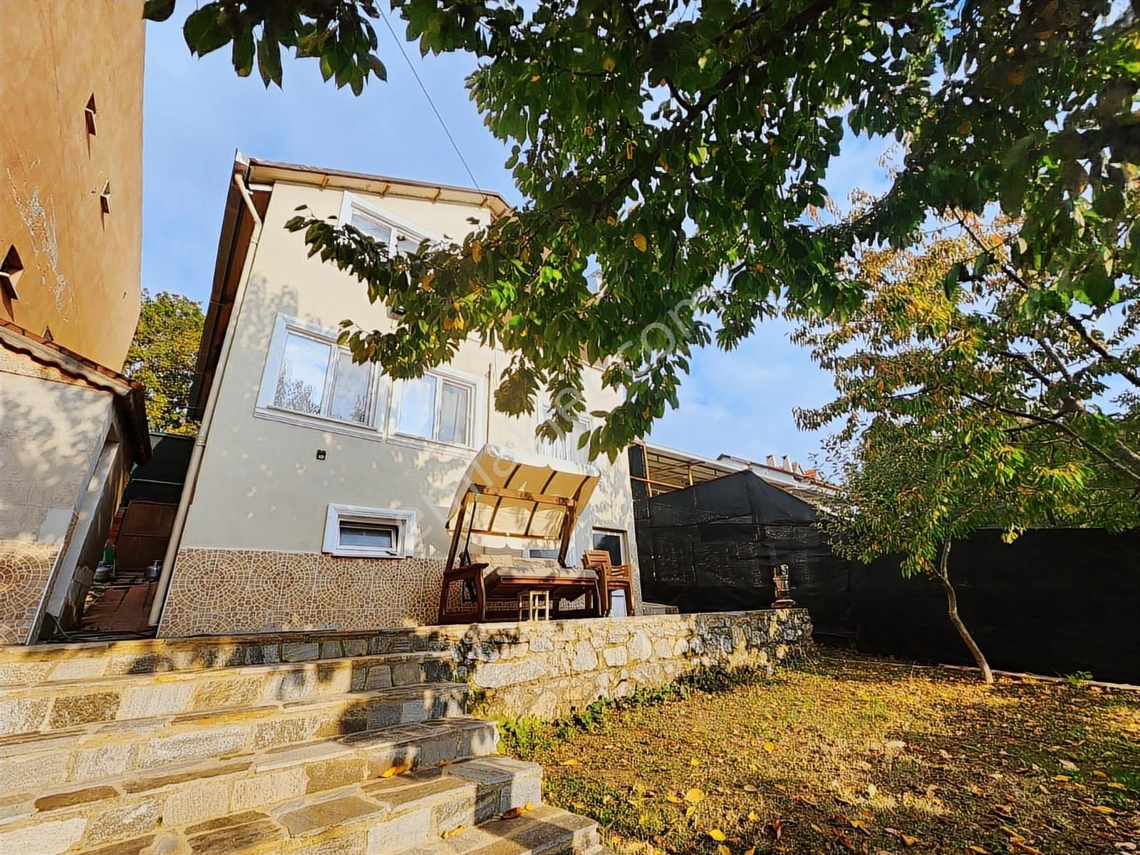 Uludağda Bahçeli Mükemmel Manzaralı 3+1 Villa Konforu - Görsel 14