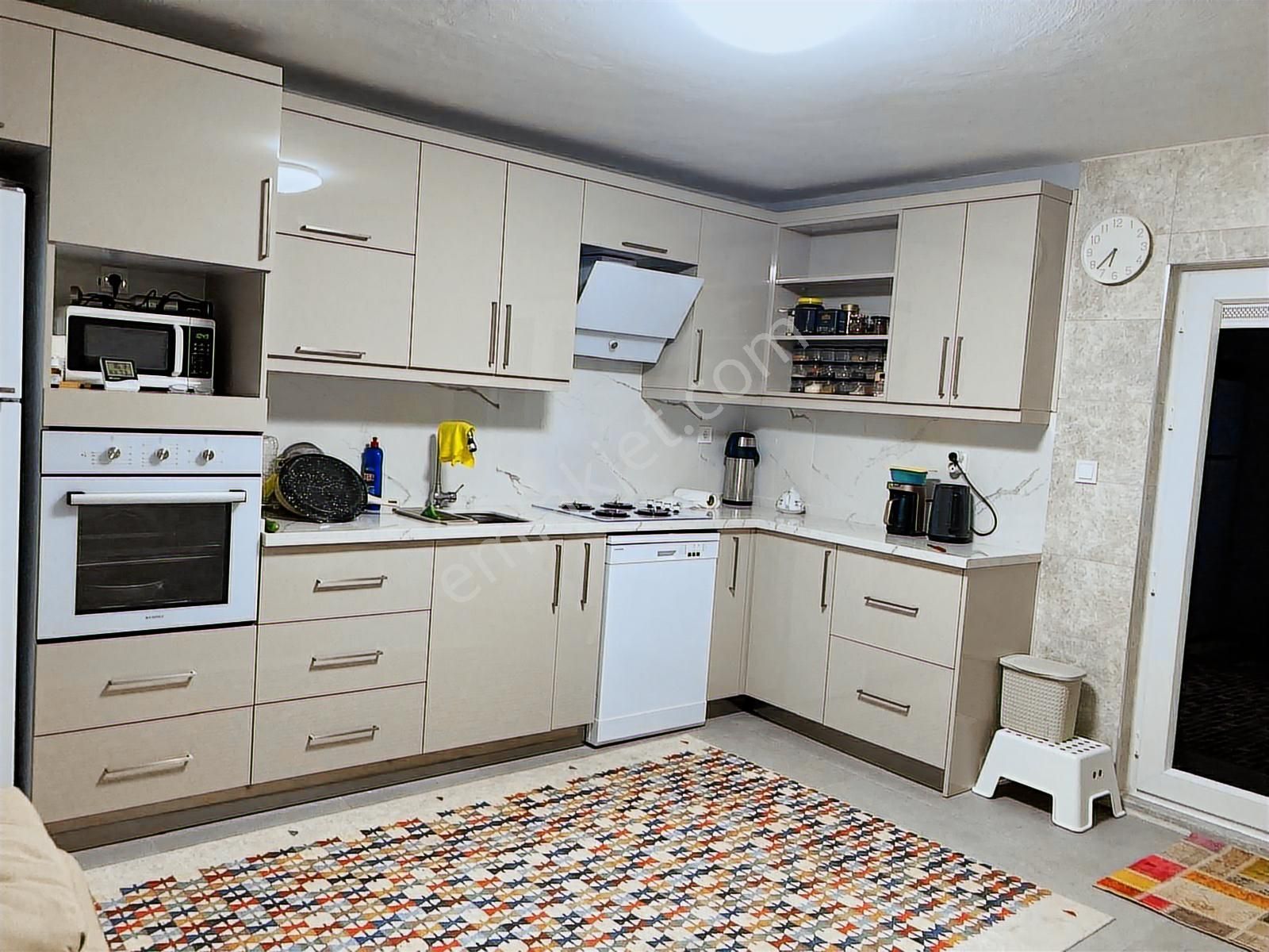 Uludağda Bahçeli Mükemmel Manzaralı 3+1 Villa Konforu - Görsel 21