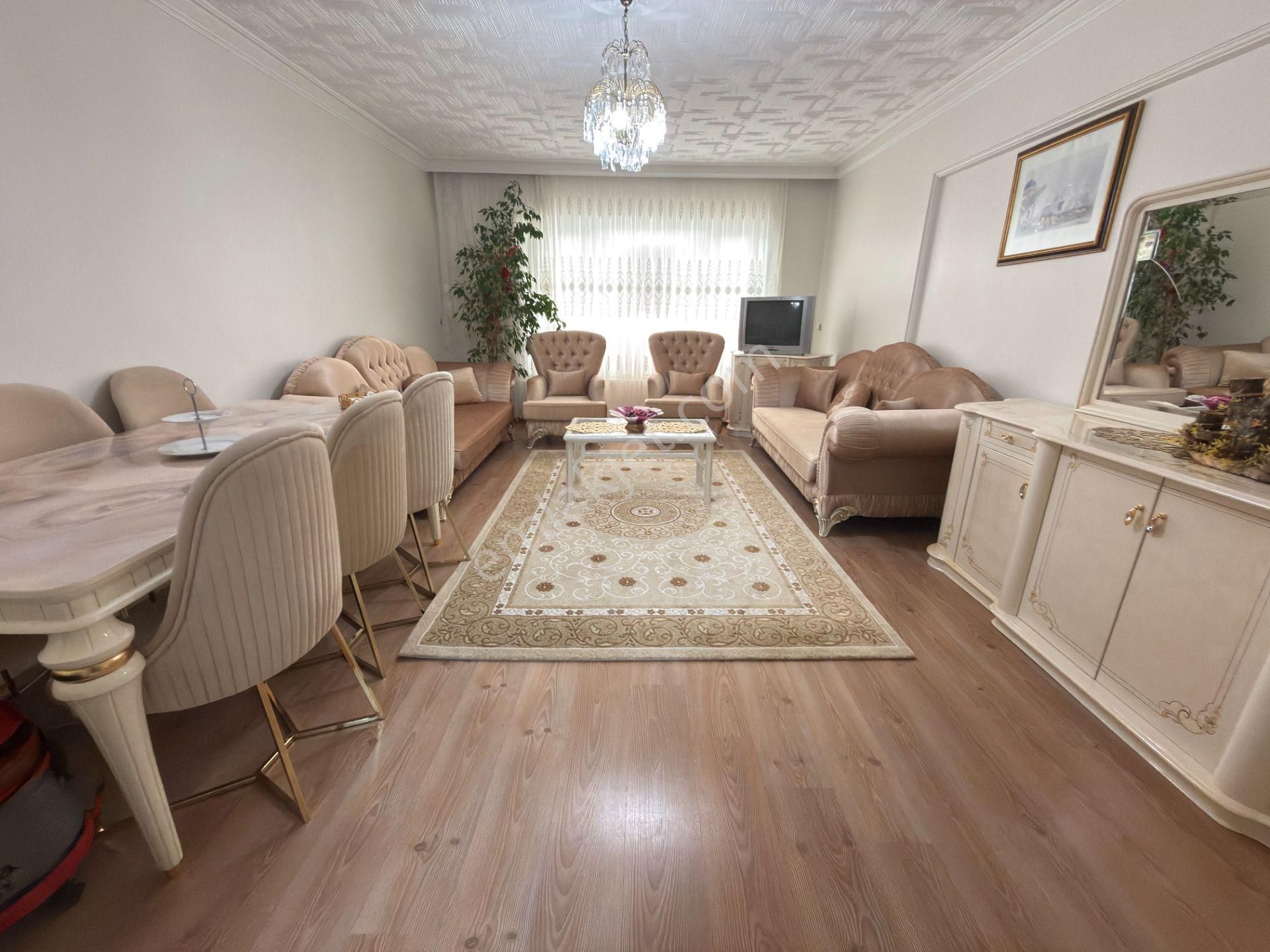 Kalecik Emlak'tan Süper Lokasyon Güney Cephe Ara Kat 3+1