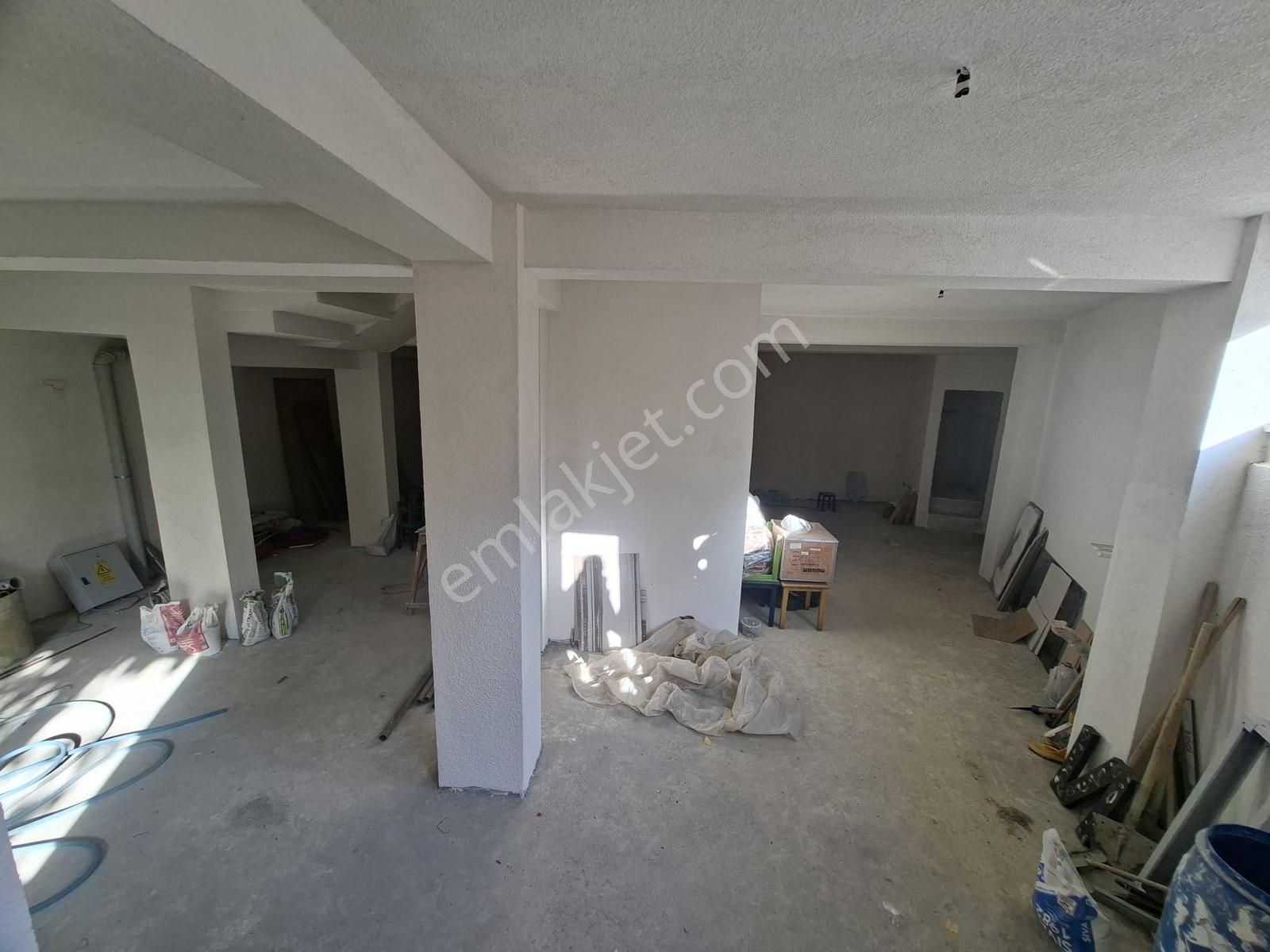 Güngören Güneştepe Mahallesinde 130 Metre Kiralık Depo - Görsel 4