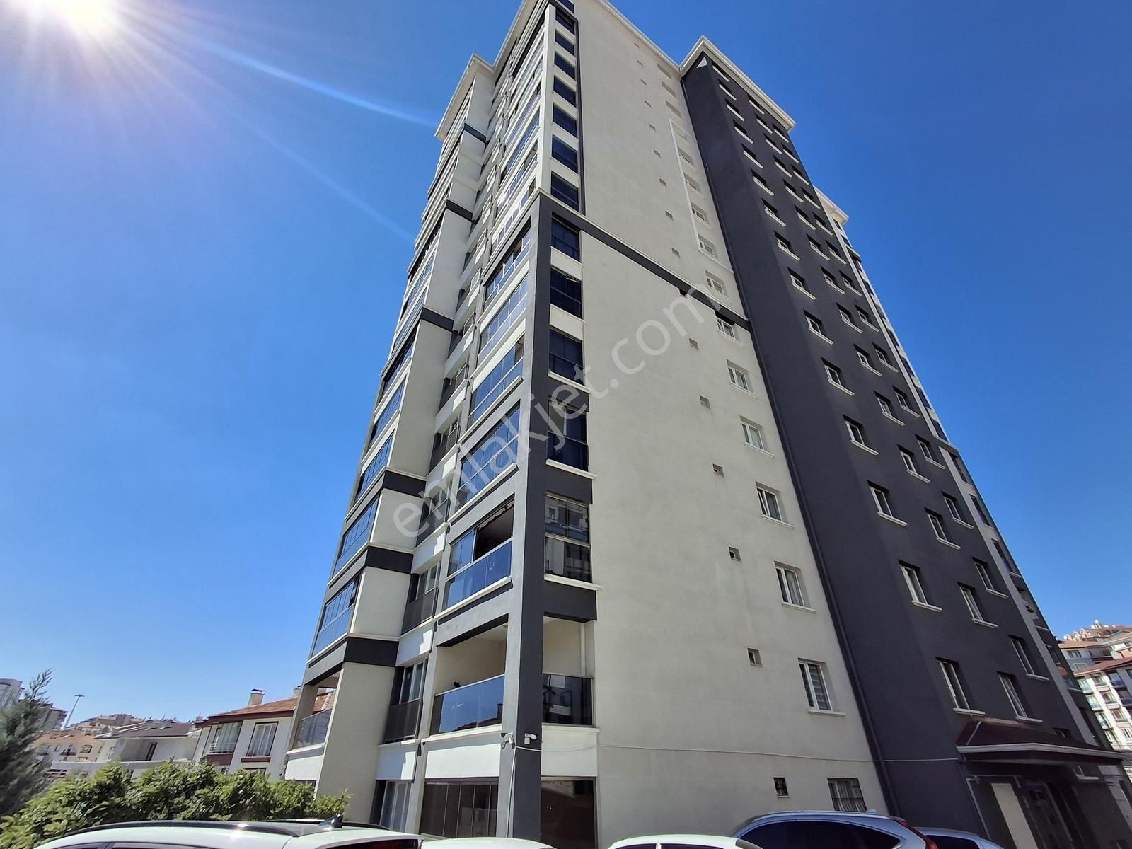 4+1 İki Bloklu Sitede Manzara Teras Balkon 3 Cepheli 180 M Daire