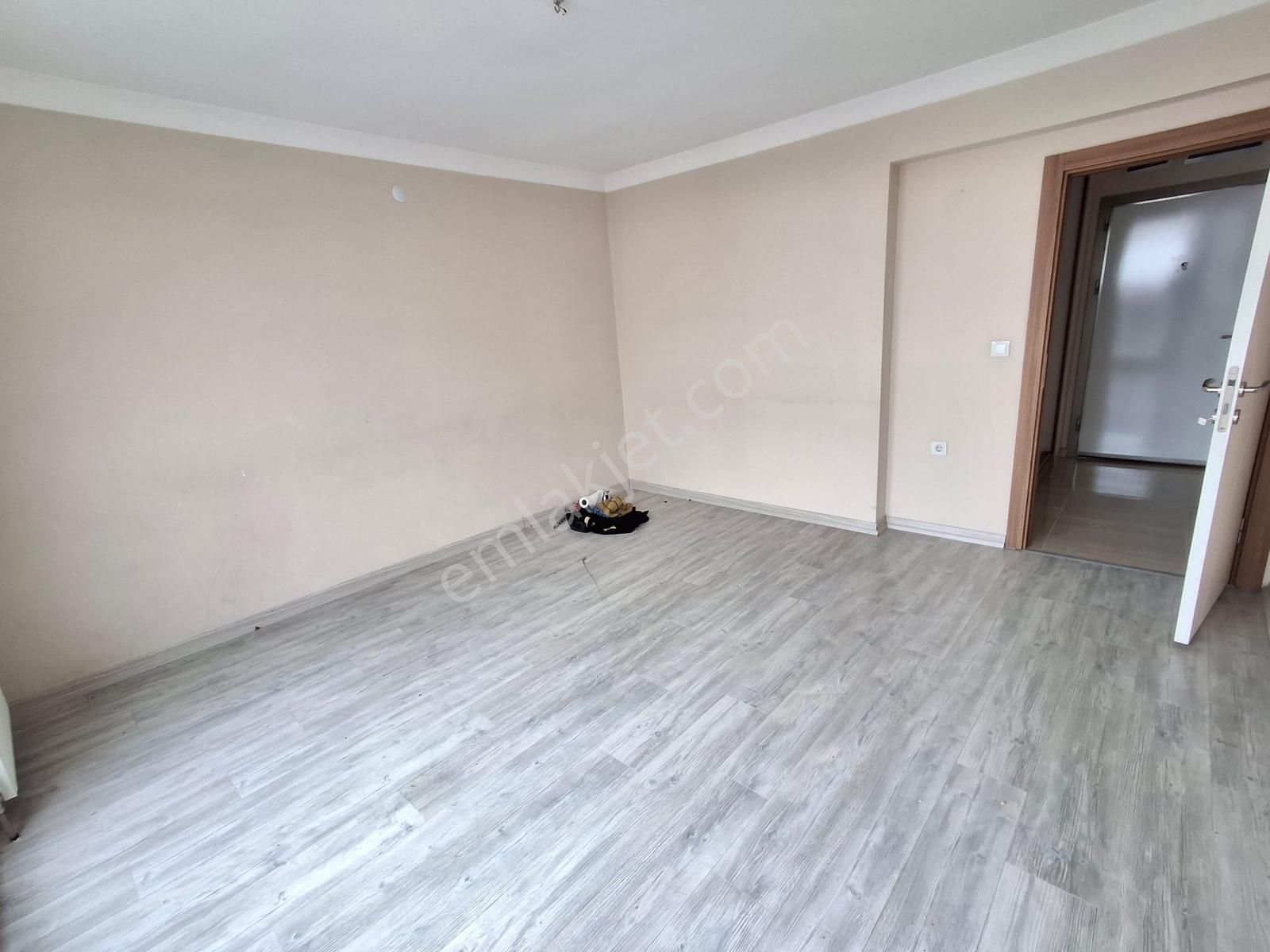 4+1 İki Bloklu Sitede Manzara Teras Balkon 3 Cepheli 180 M Daire - Görsel 30