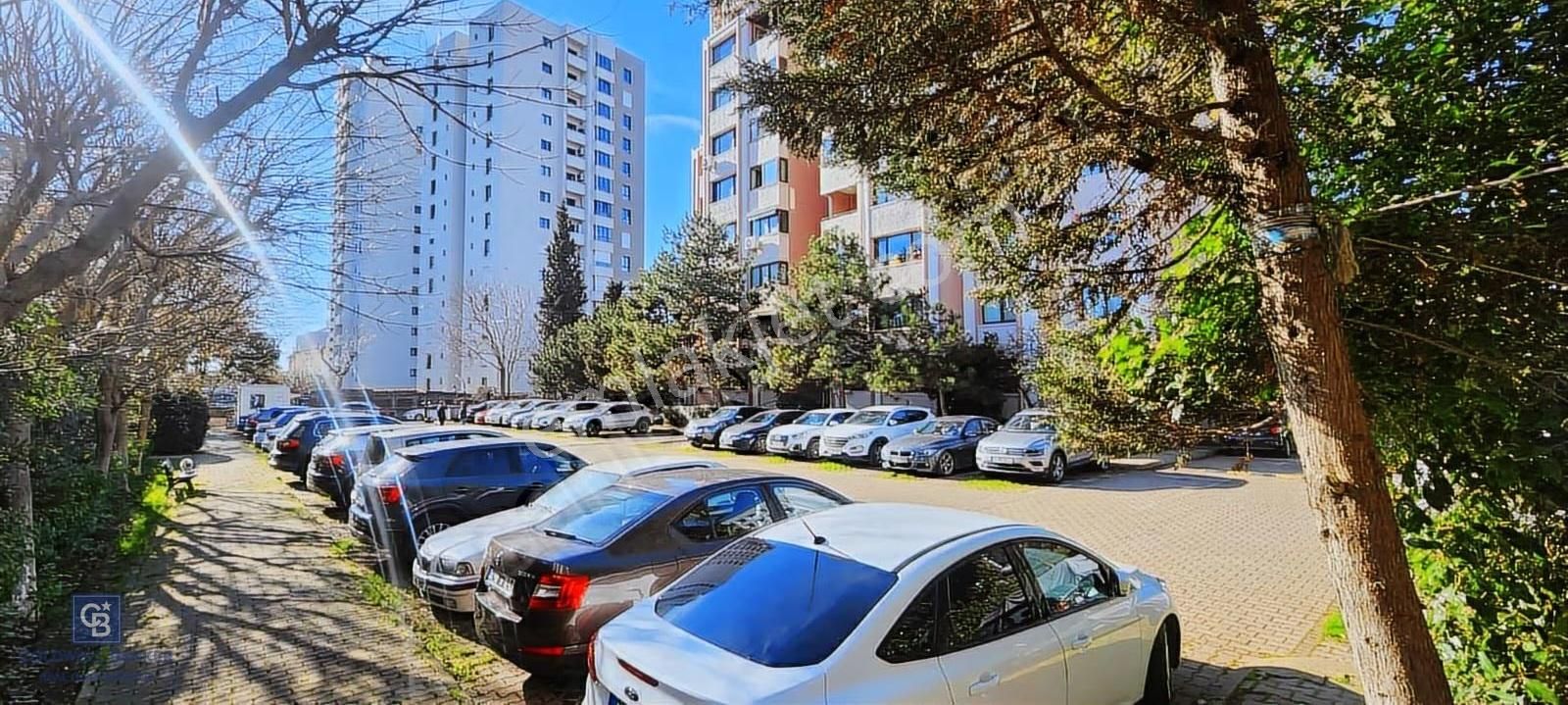 Acıbadem İş Bankası Bloklarında 2+1 Kiralık Daire Net 80m² - Görsel 8
