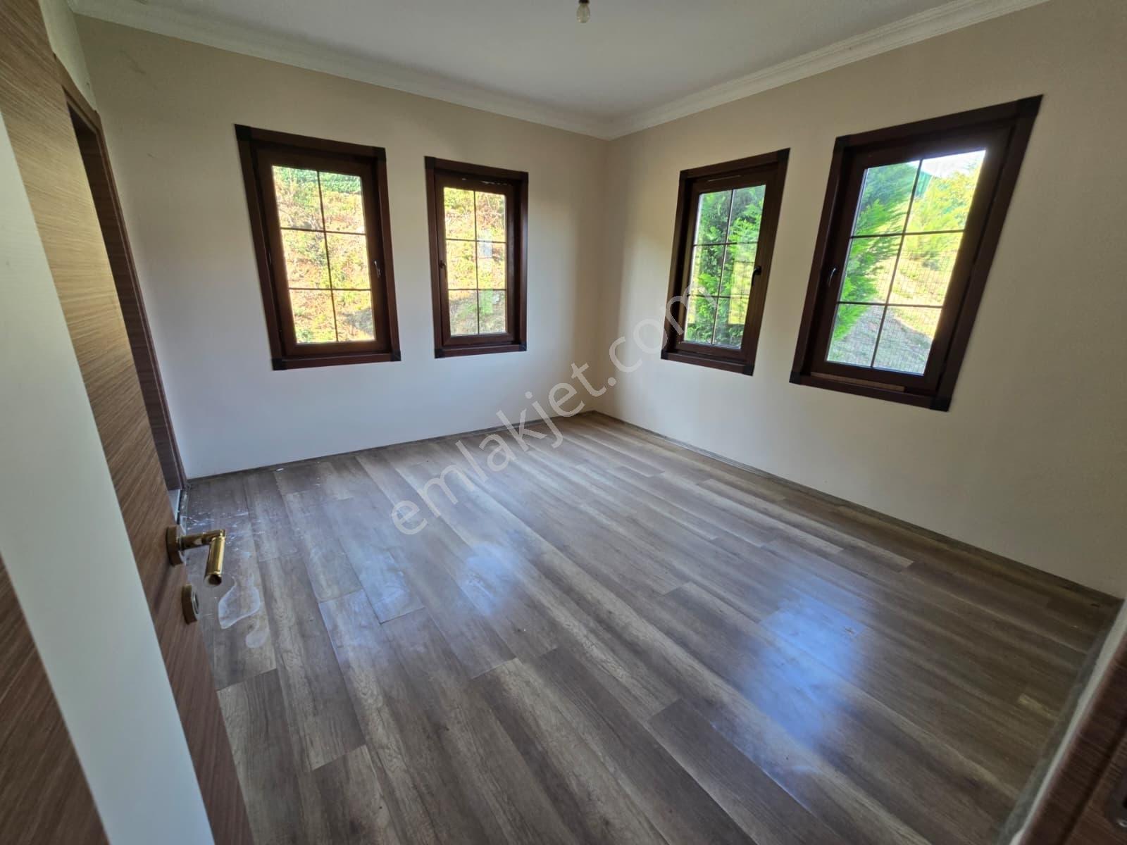 Sapanca Akçayda 953m2 Arsa İçersinde Havuzlu 5+1 Satılık Villa - Görsel 6