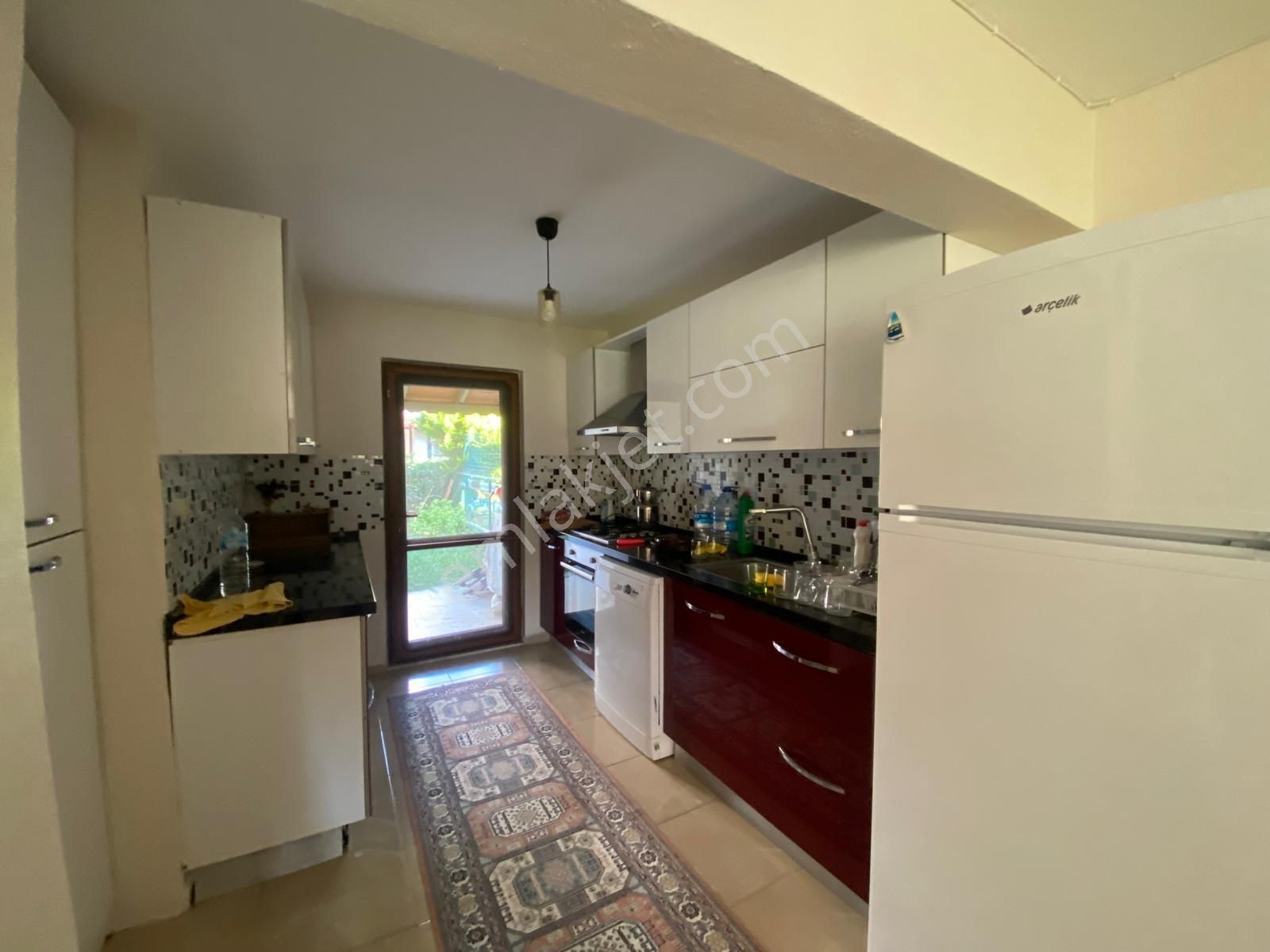 Borsem'den Dikili Salihleraltı Denize 150 M. Satılık Köşe Villa - Görsel 12