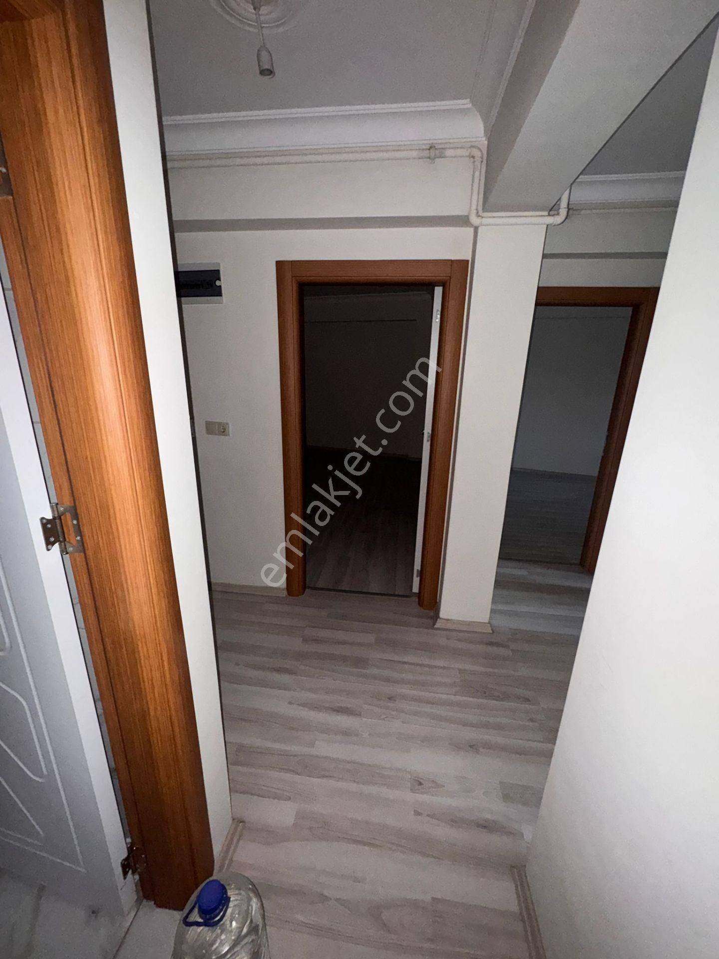 Emirsultan Mahallesinde Kiralık 2+1 Daire - Görsel 8